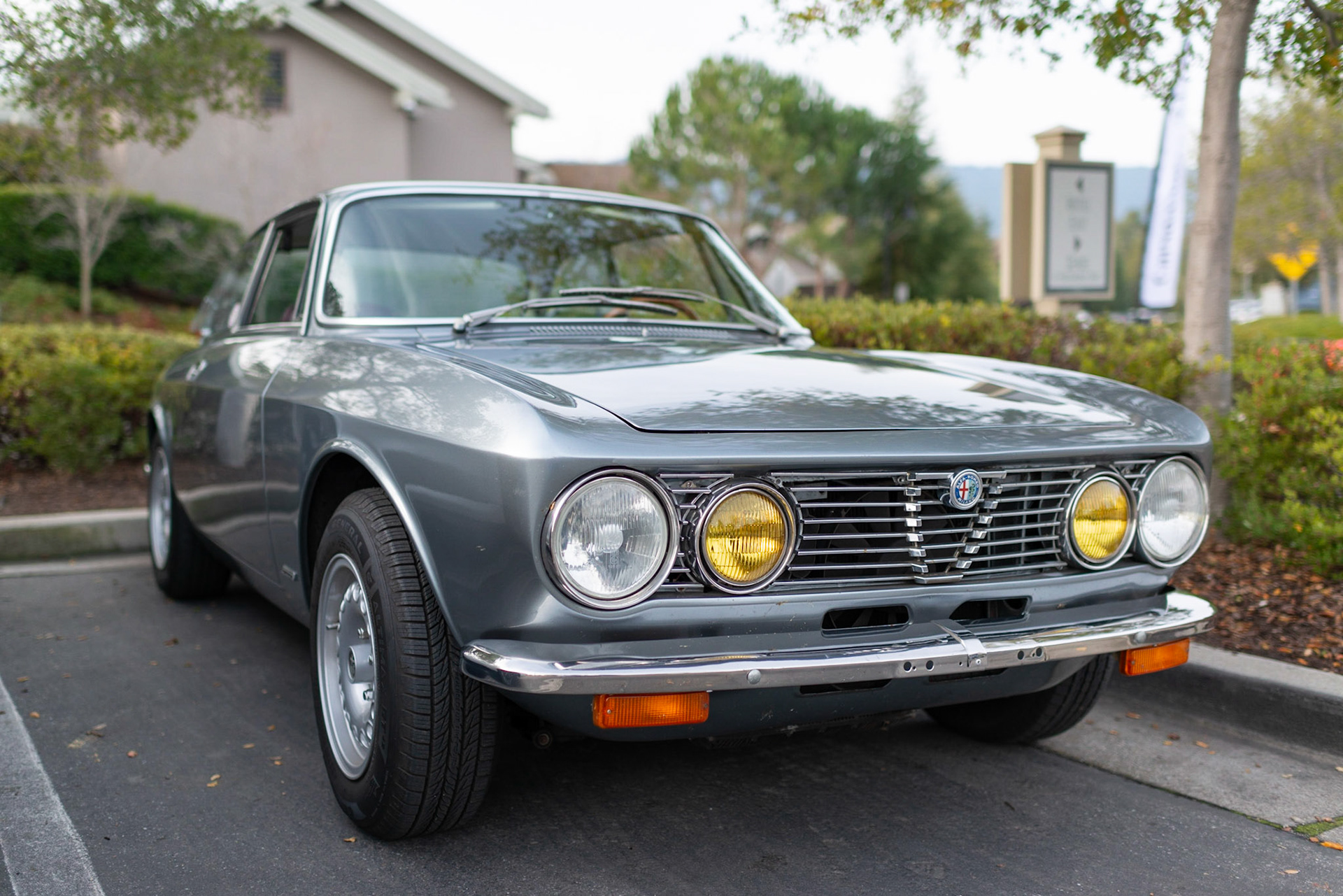 Alfa Romeo GTV 2000