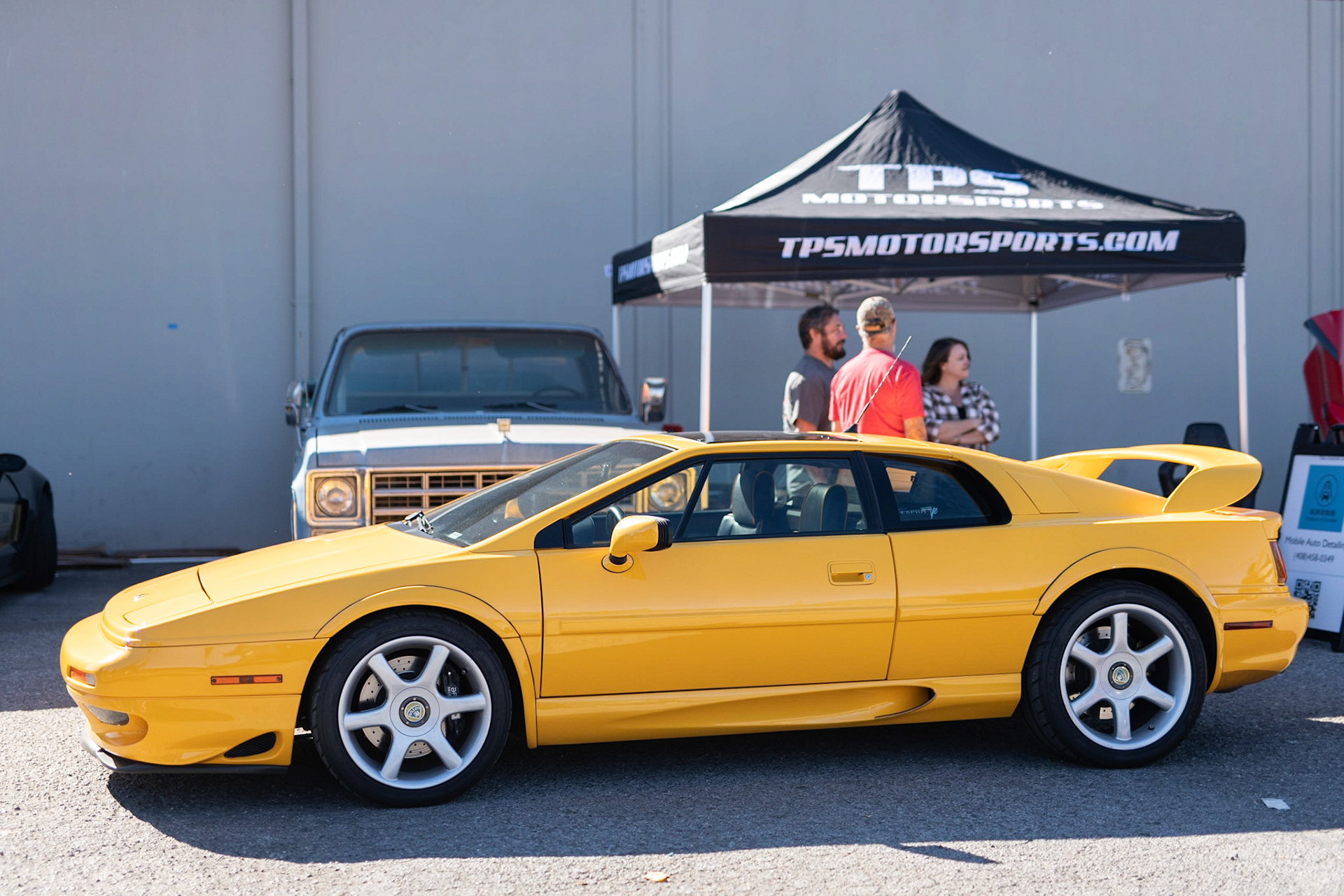 Lotus Esprit V8