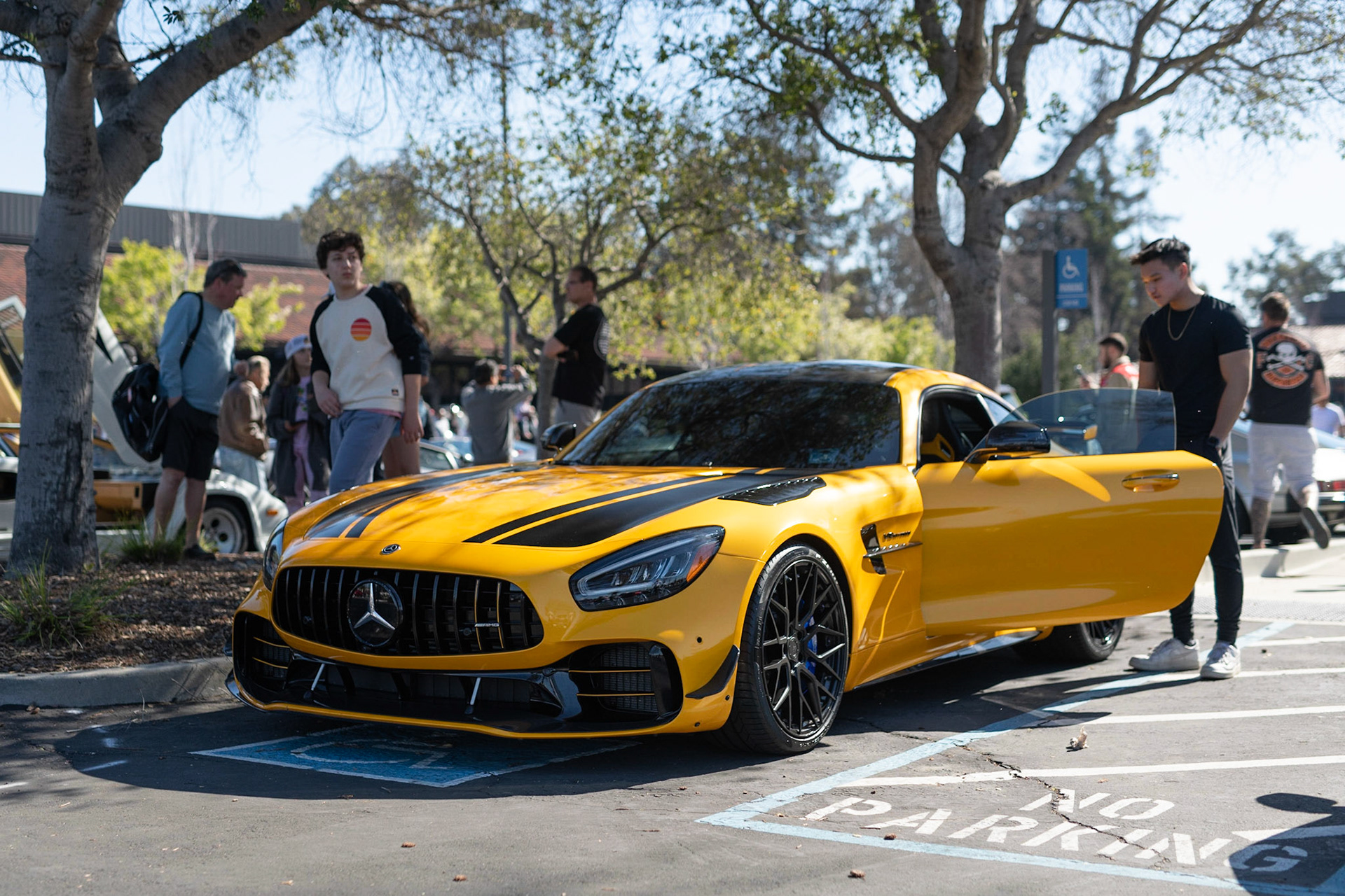 Mercedes-Benz AMG GT-R