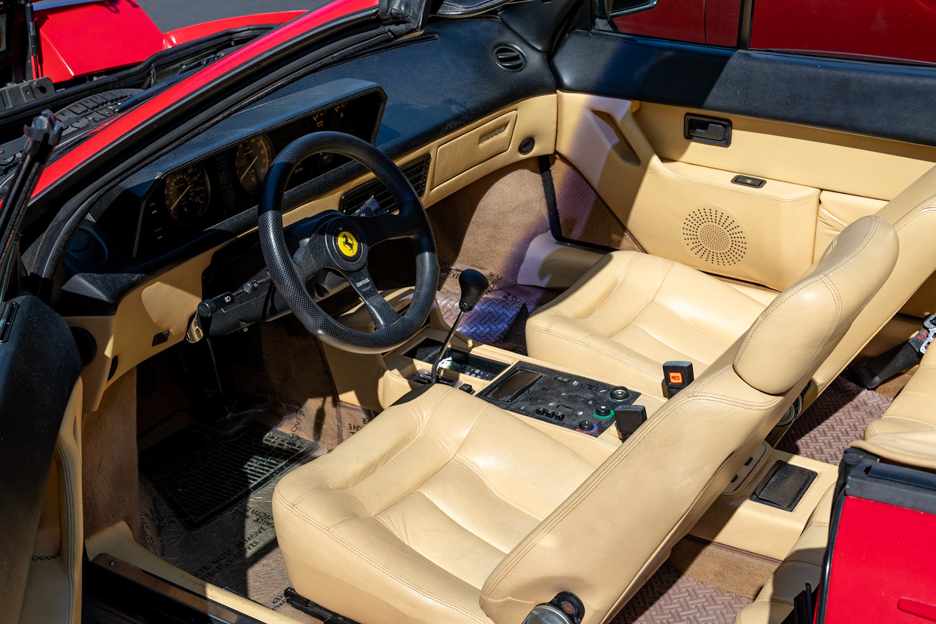 Ferrari Mondial Cabriolet