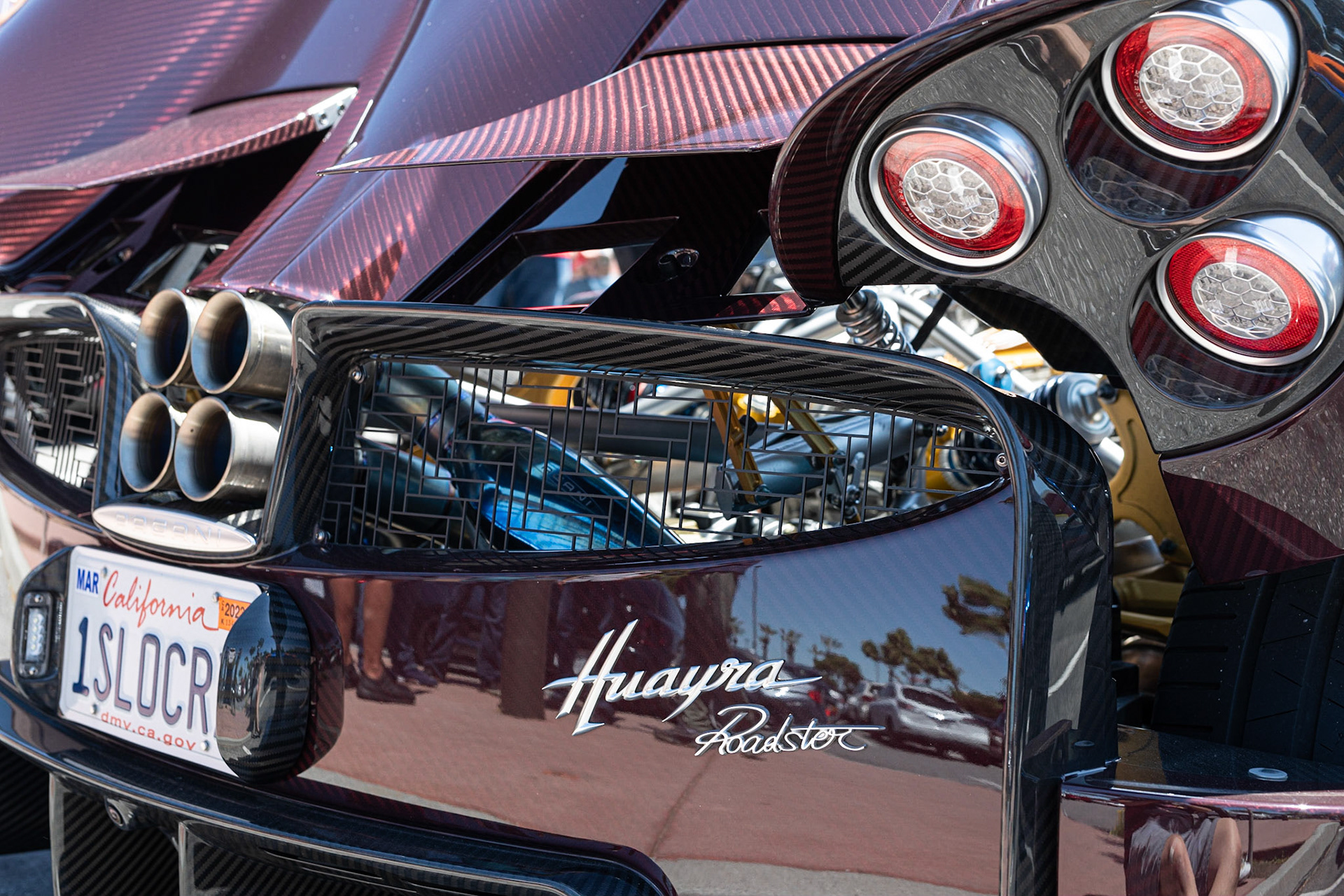 Pagani Huayra Roadster @1slocrx