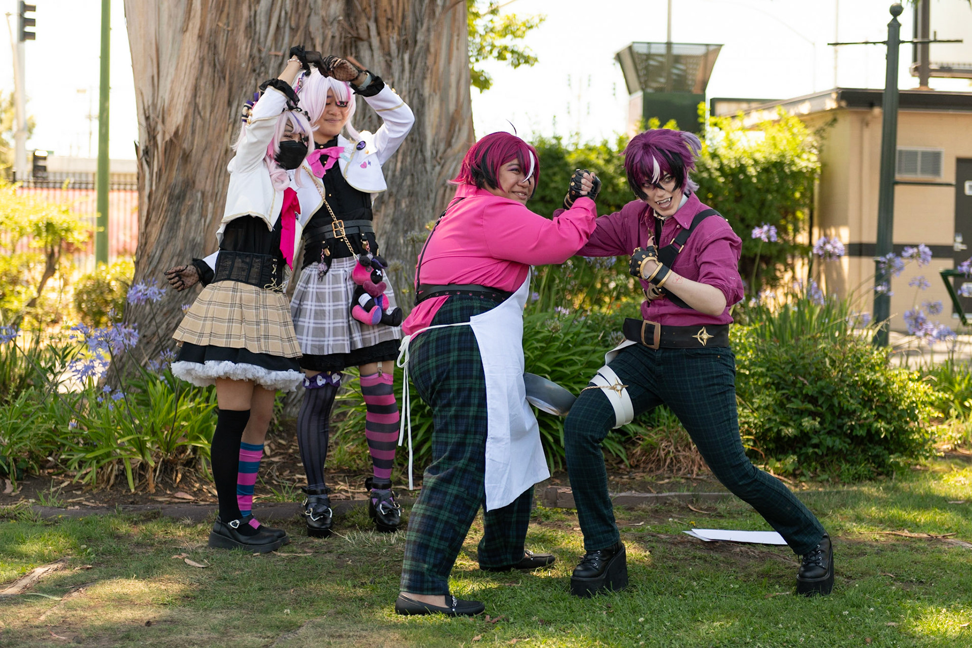 VTubers cosplayers at Anime Impulse
