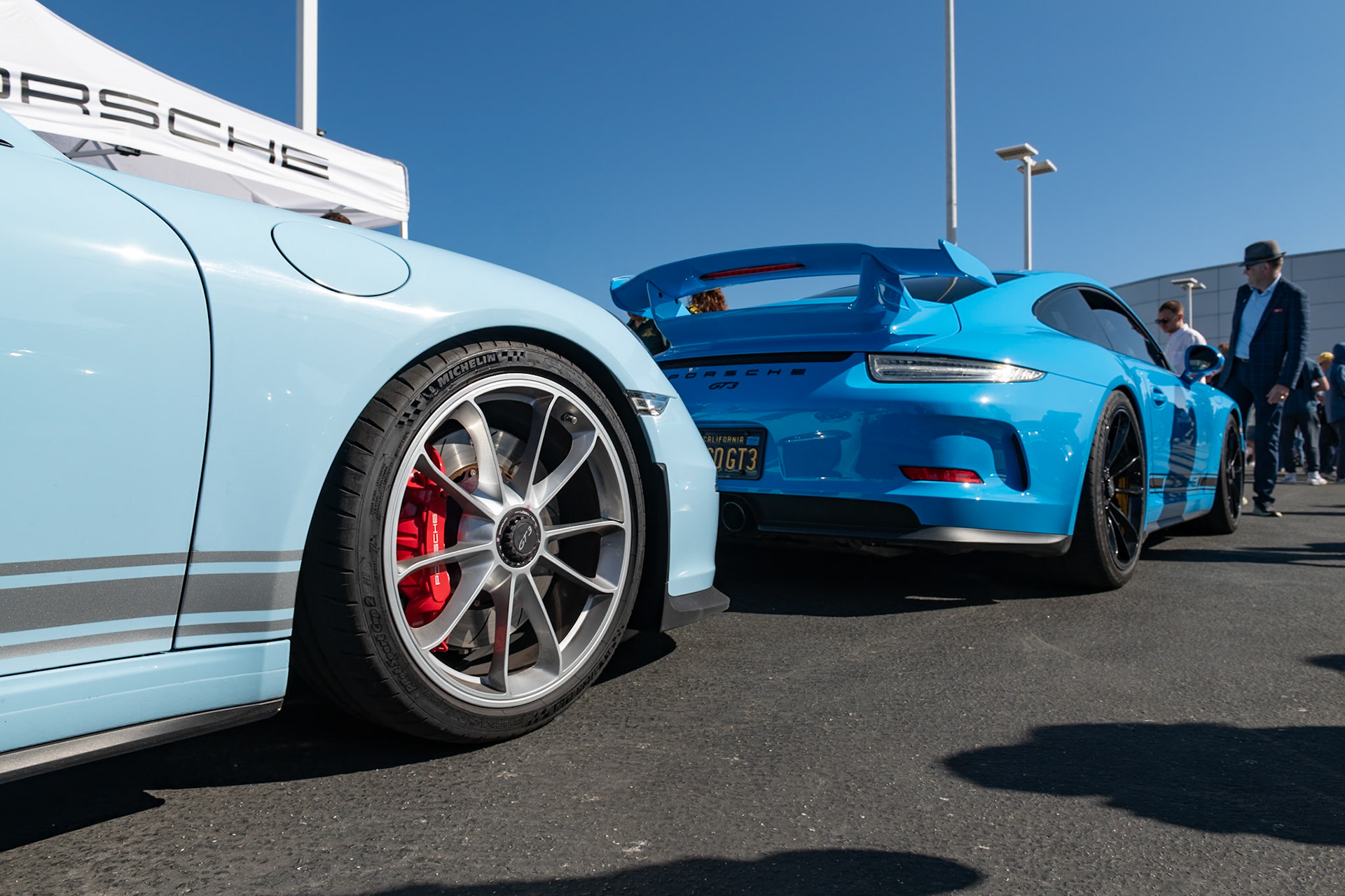 Porsche 911 GT3 in Gulf Blue and Mexico Blue