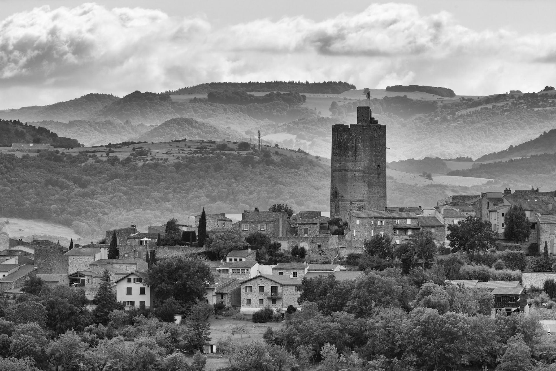Collection Auvergne, cicatrices de feu, grondements d'éternité