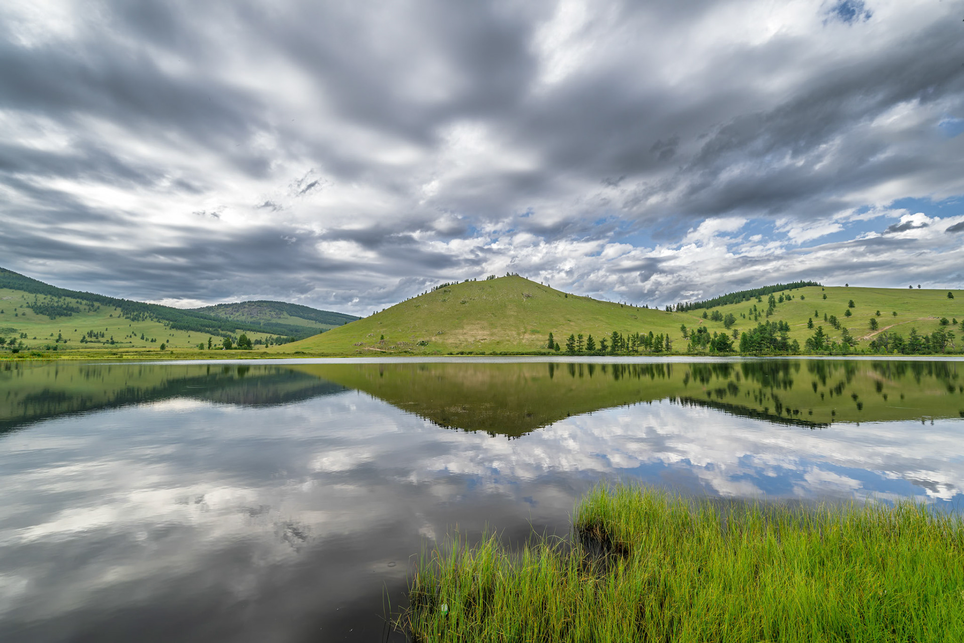 Reflets de Temujin sur le lac Khokh Nuur