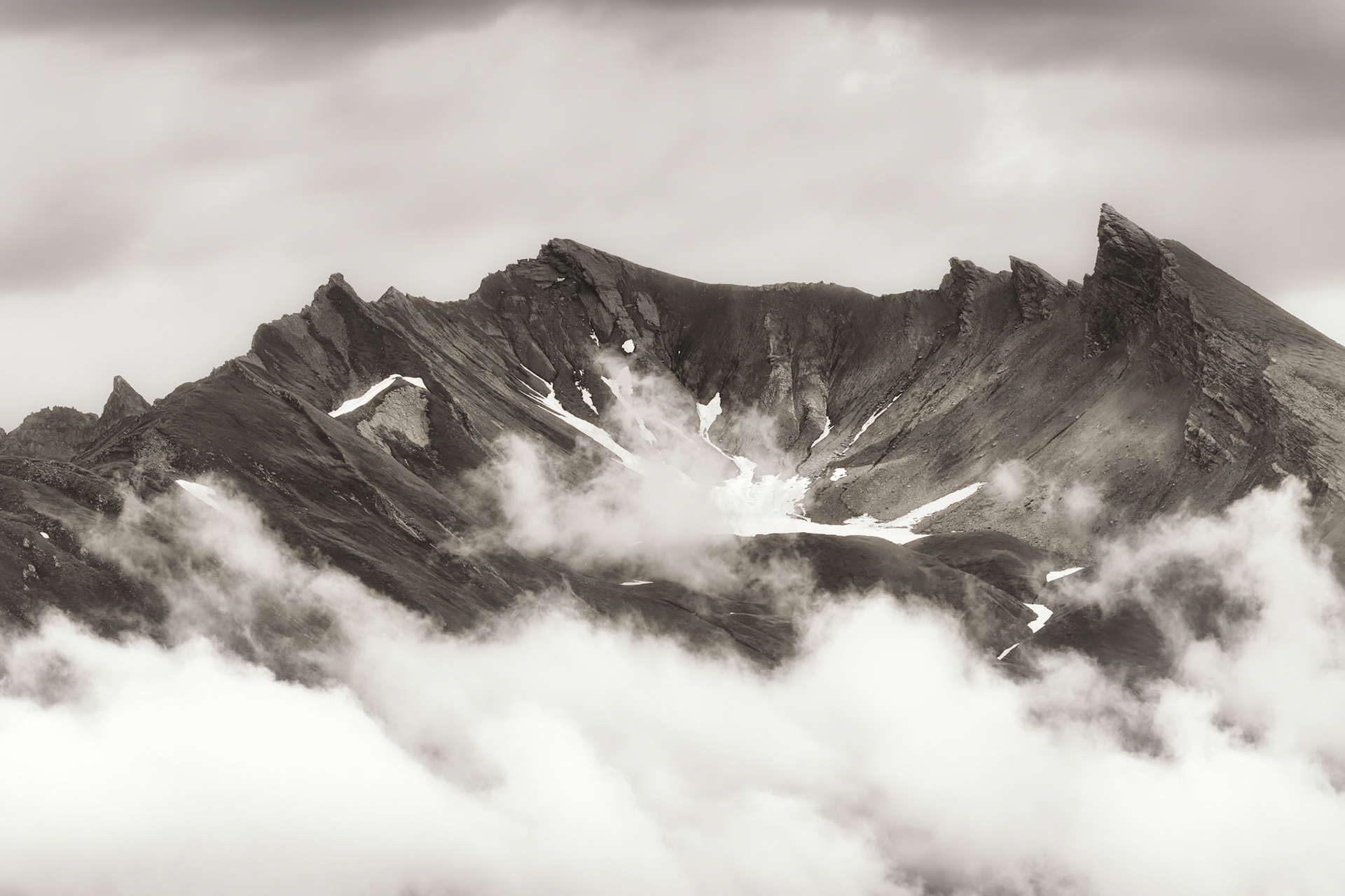Un de ces matins ténébreux aux Arcs