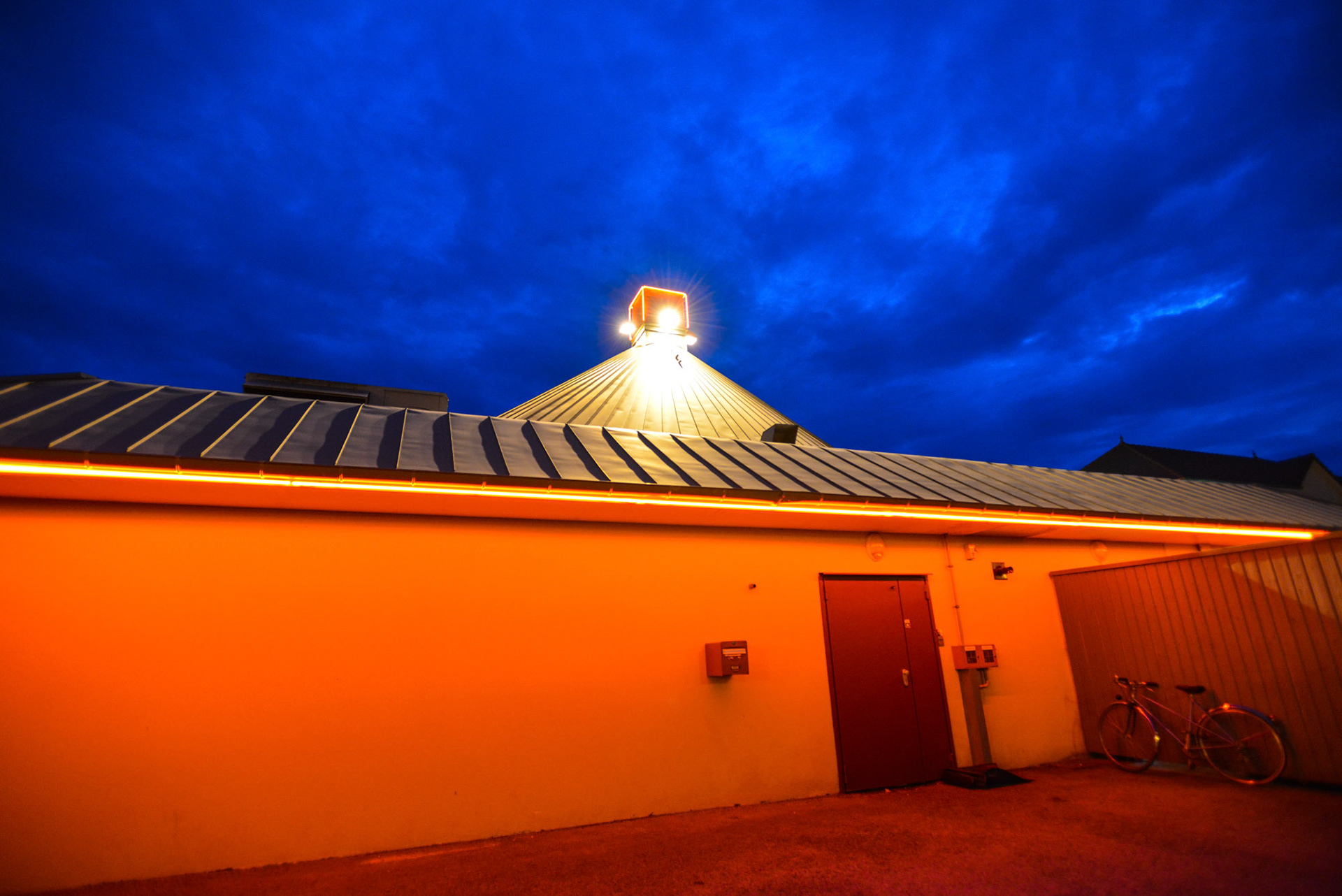 Bright Light Restaurant