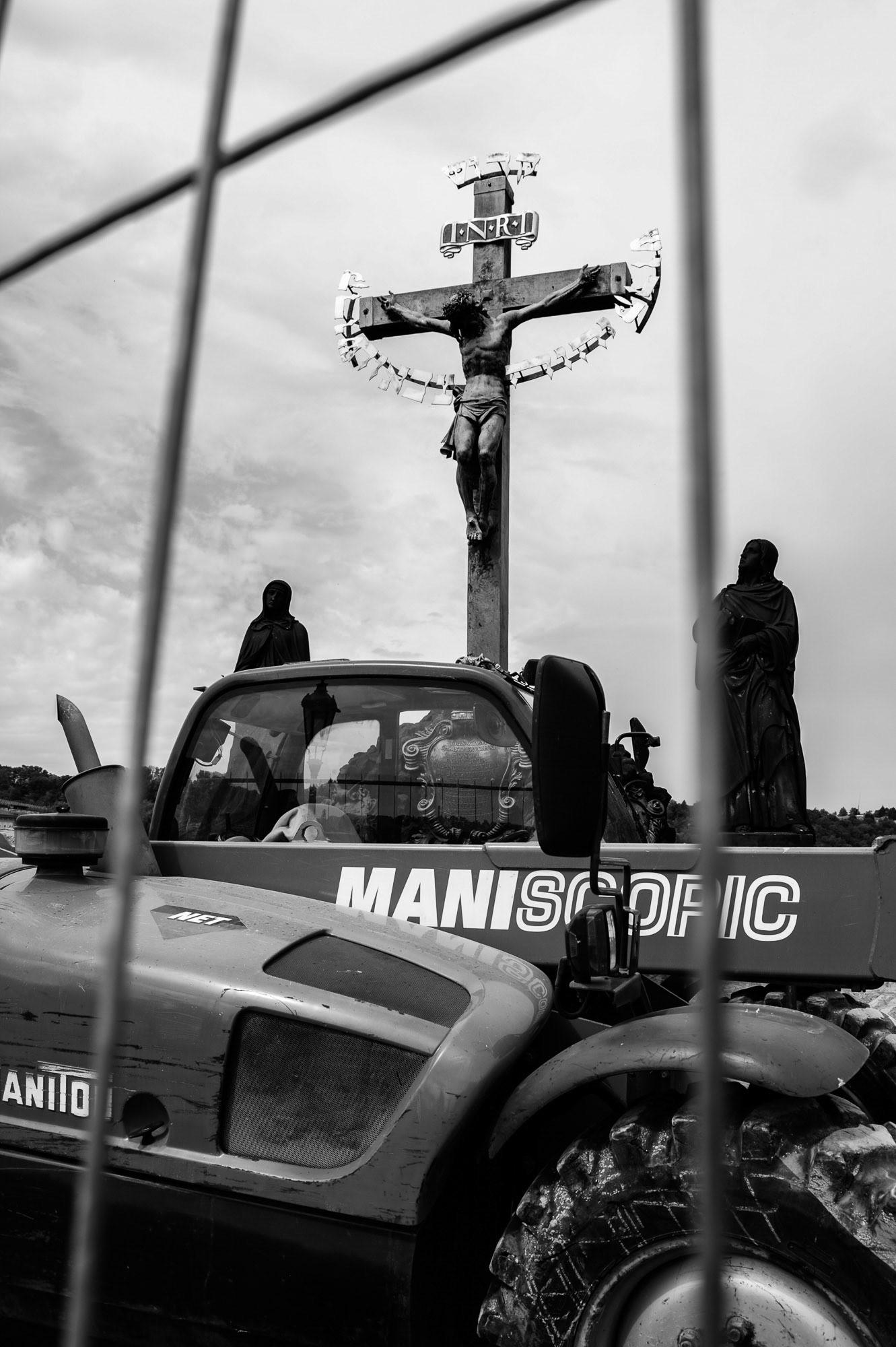 Crucifix Machine