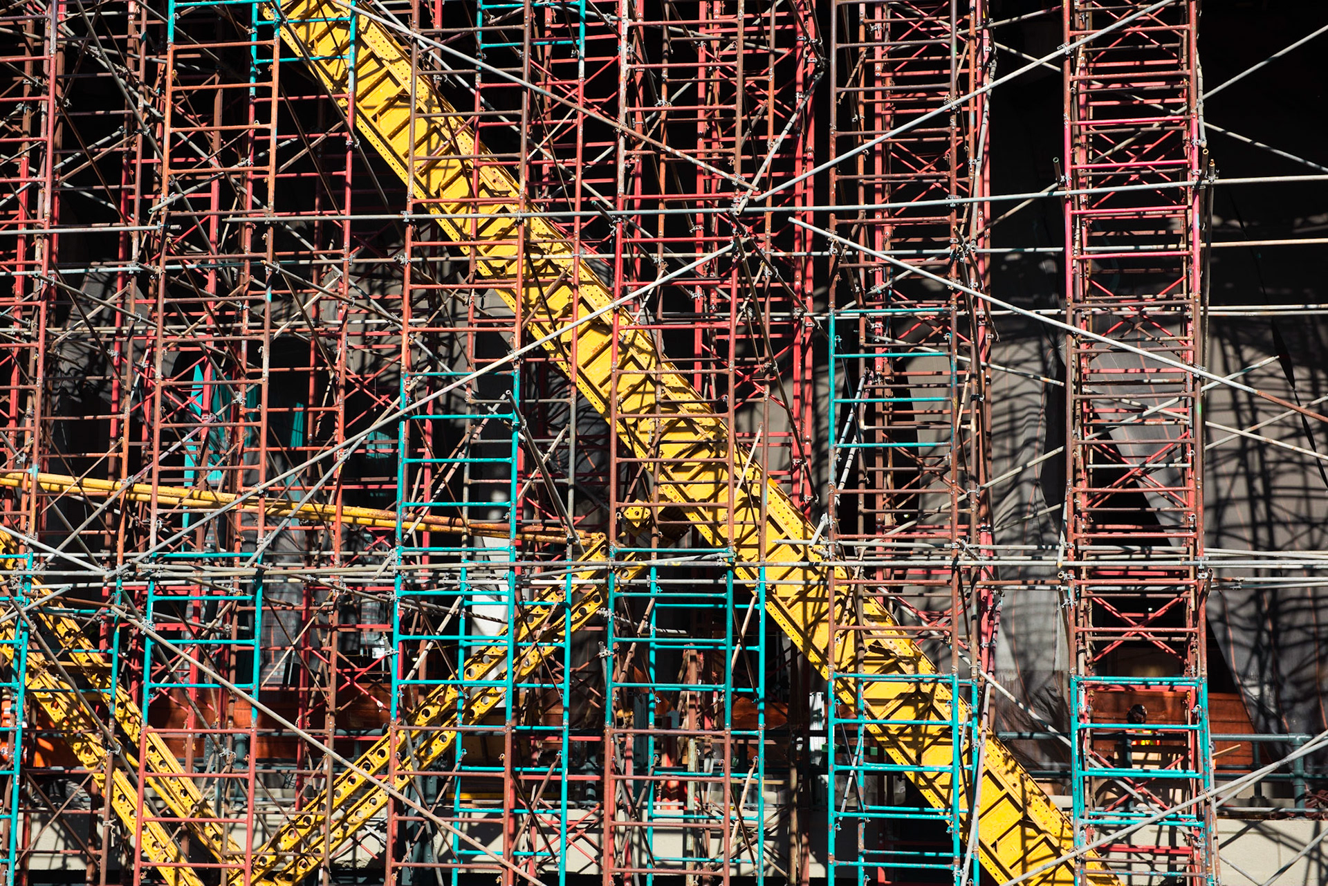 Scaffold from Highline New York