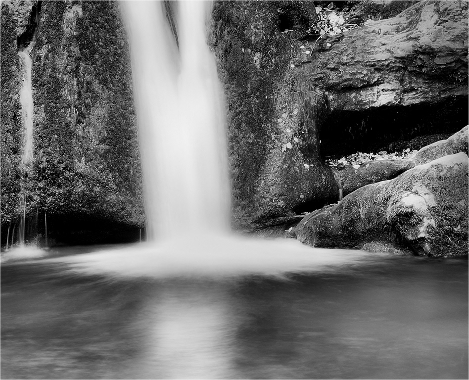Close Up shot of Waterfall at Janet`s Foss