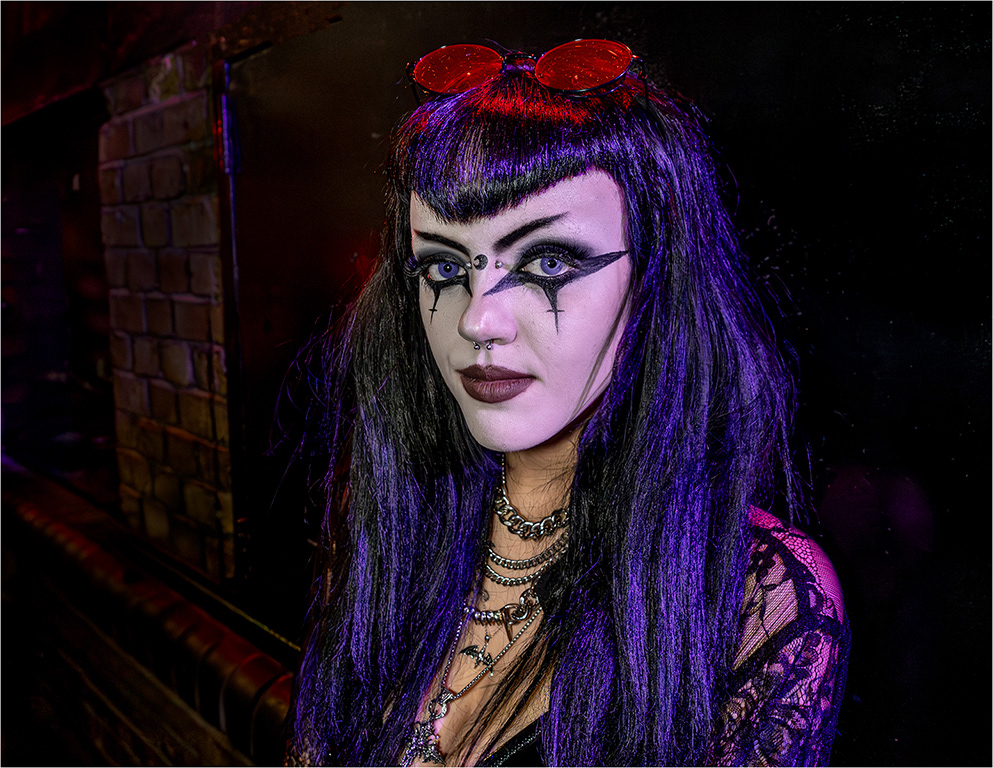 Nightclub People 9