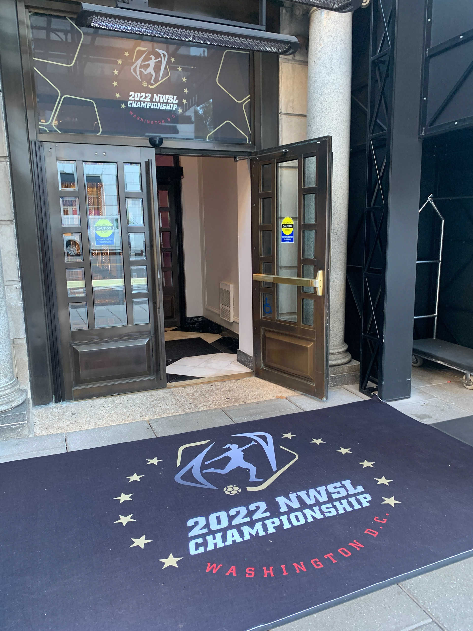 Washington Hotel entrance install