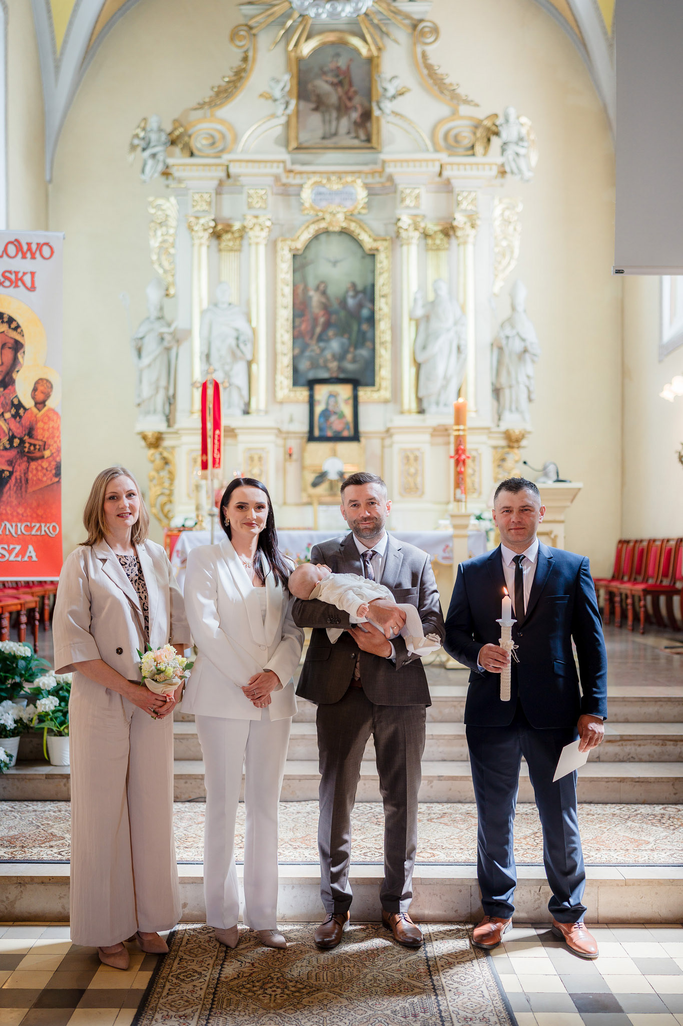 Fotograf na chrzest Radomsko - reportaż z kościoła