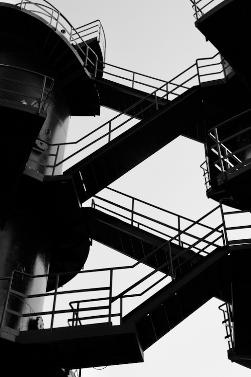 Zigzaggy stairs (Beijing, China)