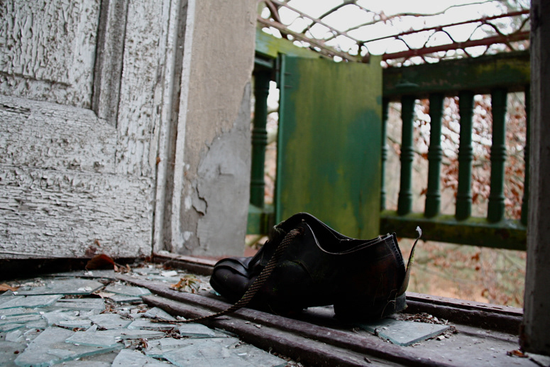 Lost shoe (near Berlin, Germany)