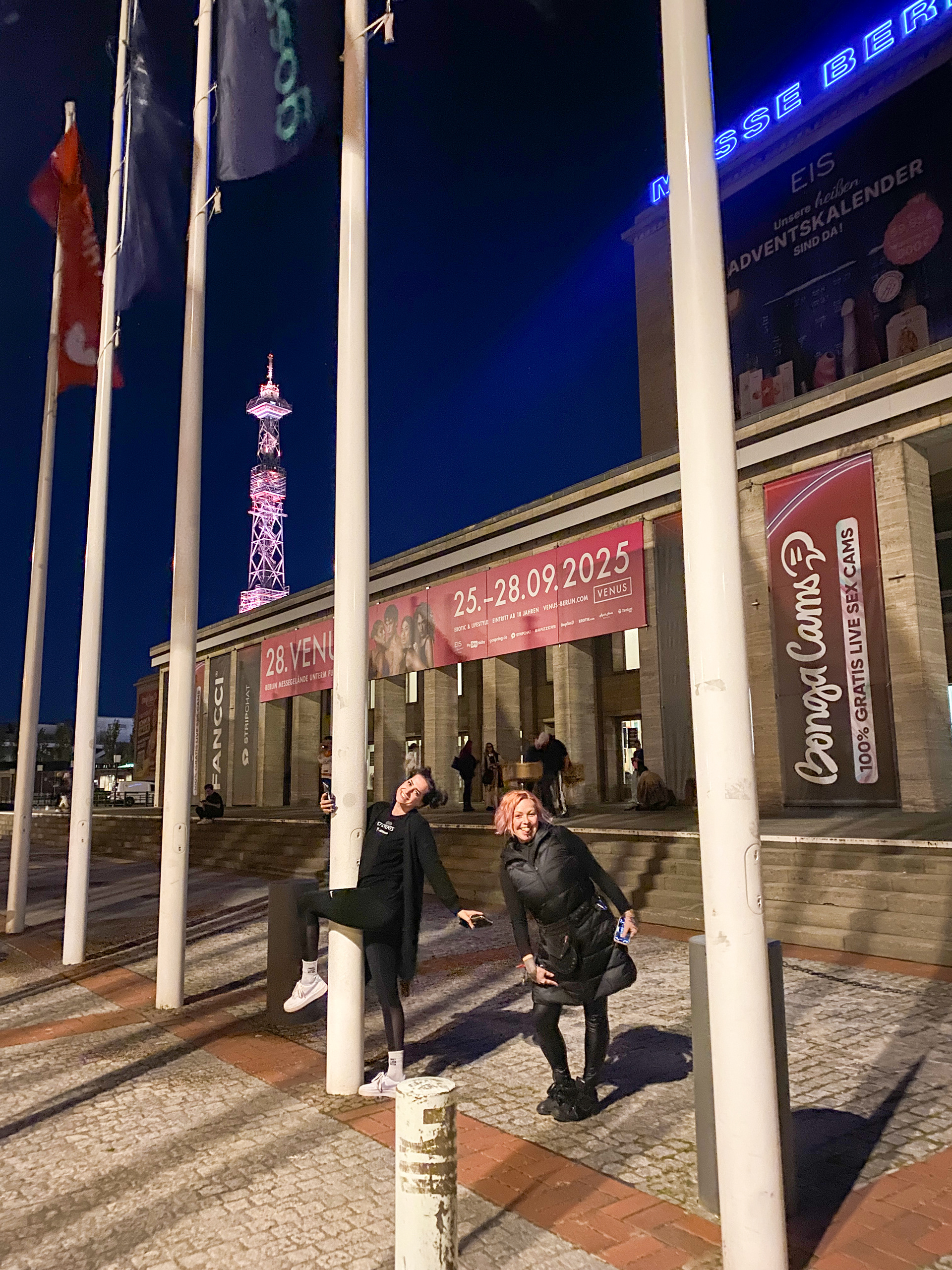 @Icy_Events and @Optimus.tattoo_and_piercing