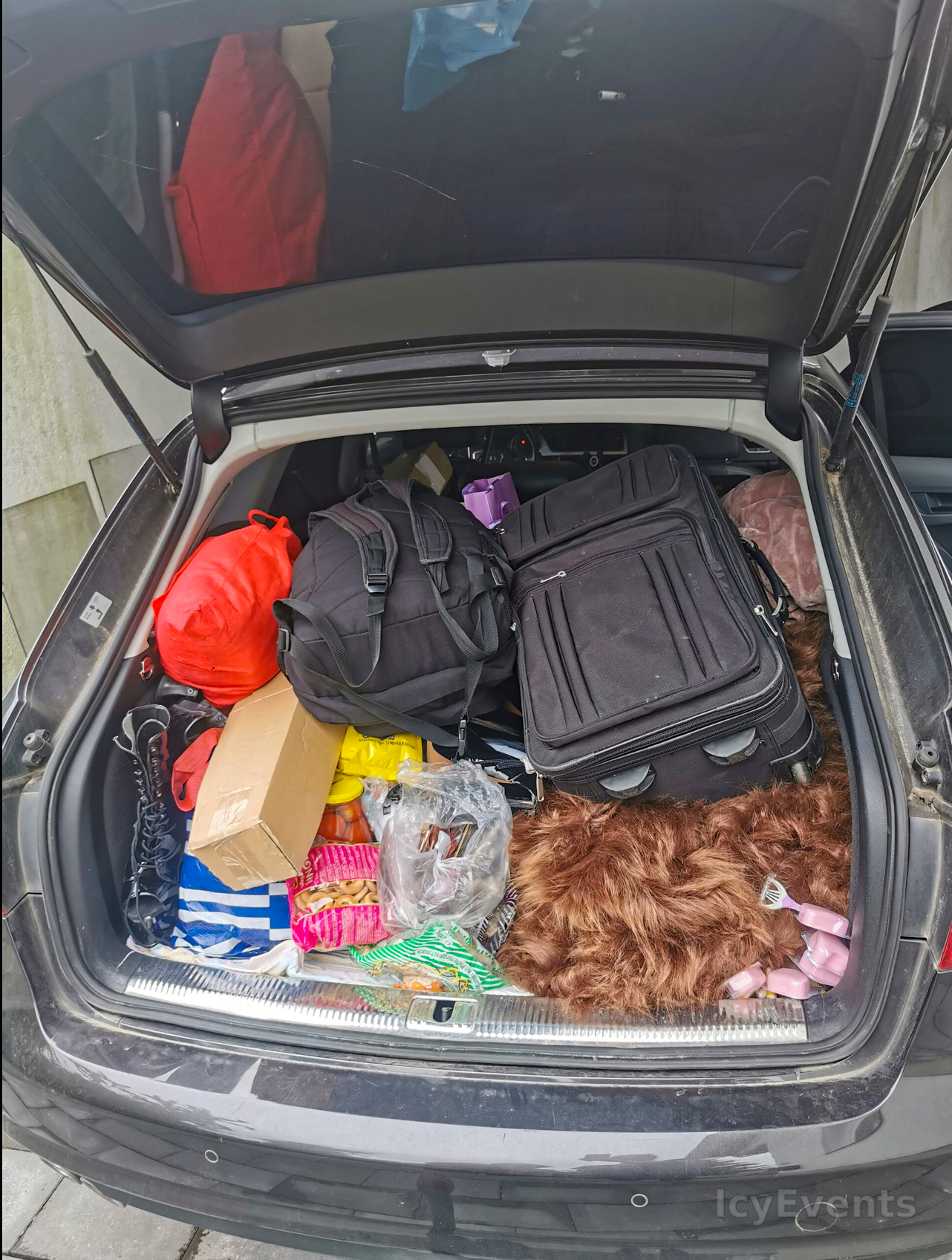 Auto gepackt, es geht los