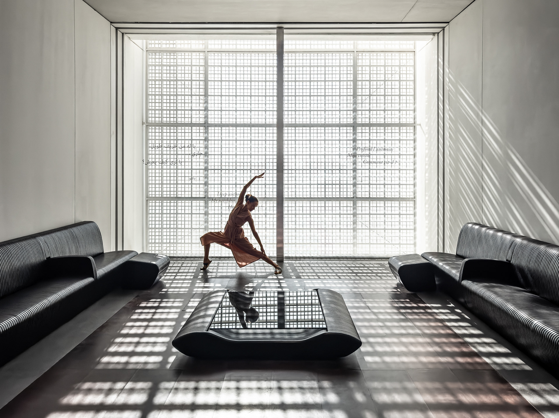 Reverse Warrior Pose: Abu Dhabi, UAE