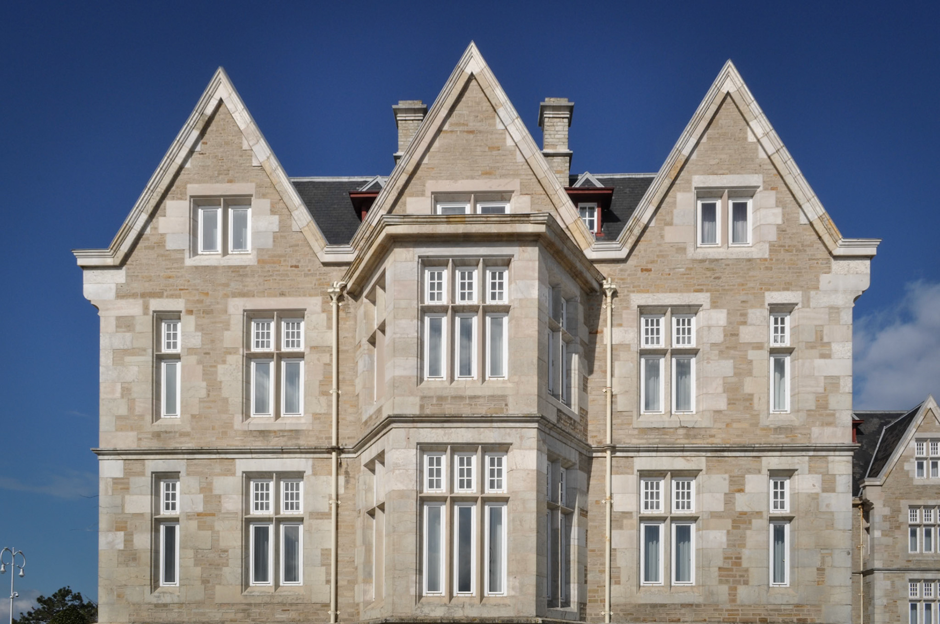 Santander. Palacio de la Magdalena y entorno.