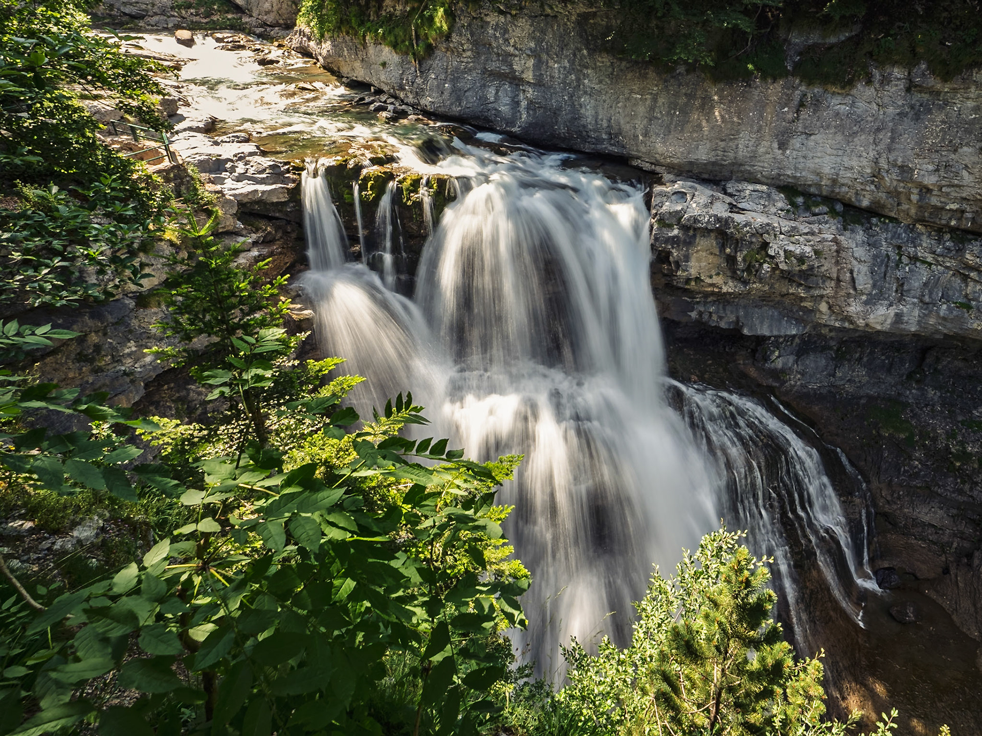 Cascada del Estrecho