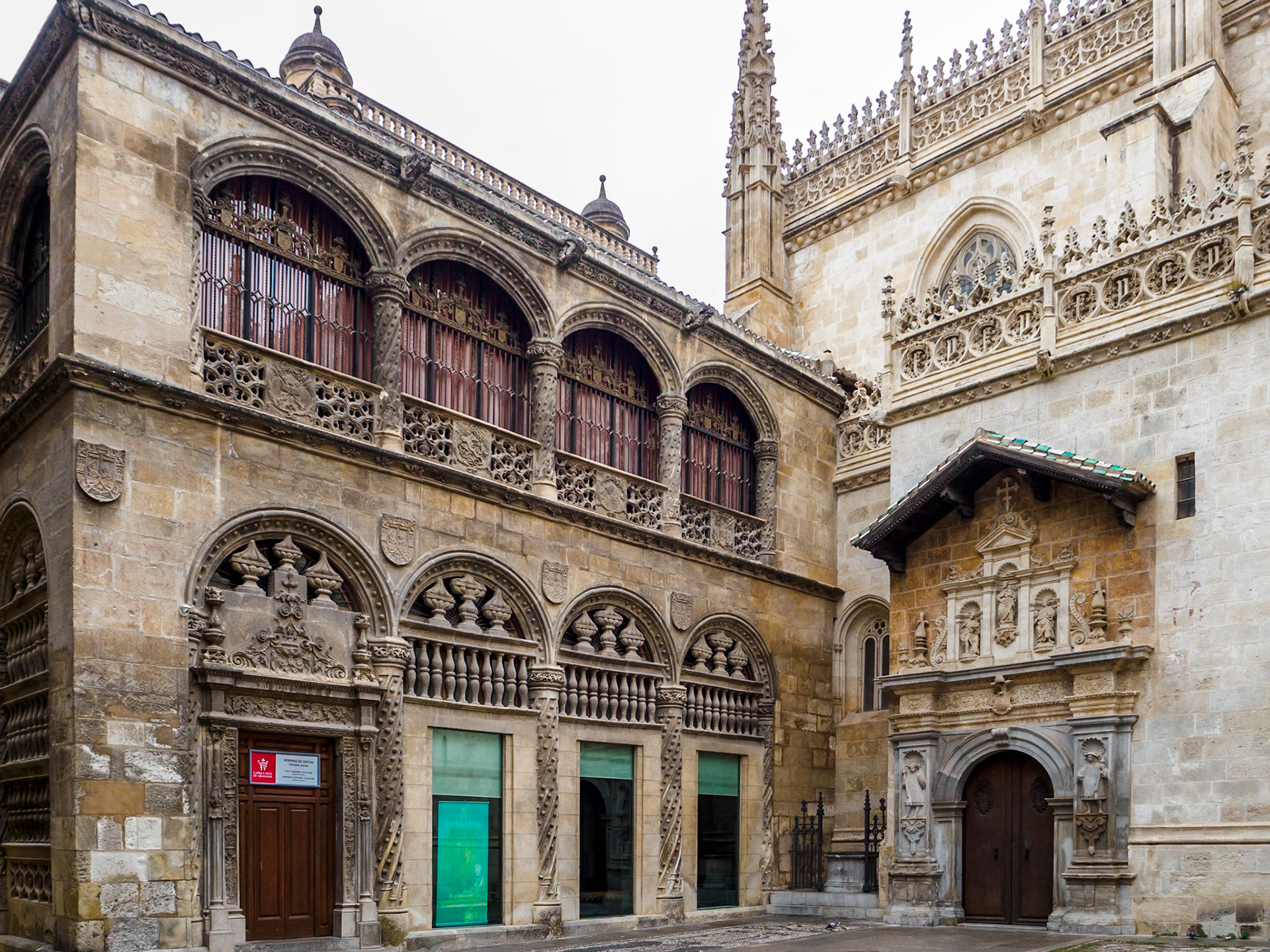Entrada Capilla Real