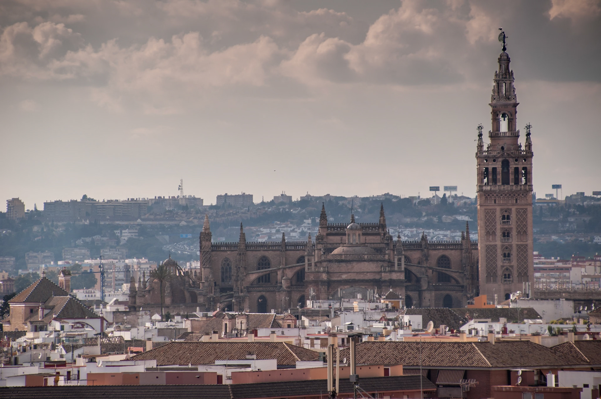 Día nublado en Sevilla