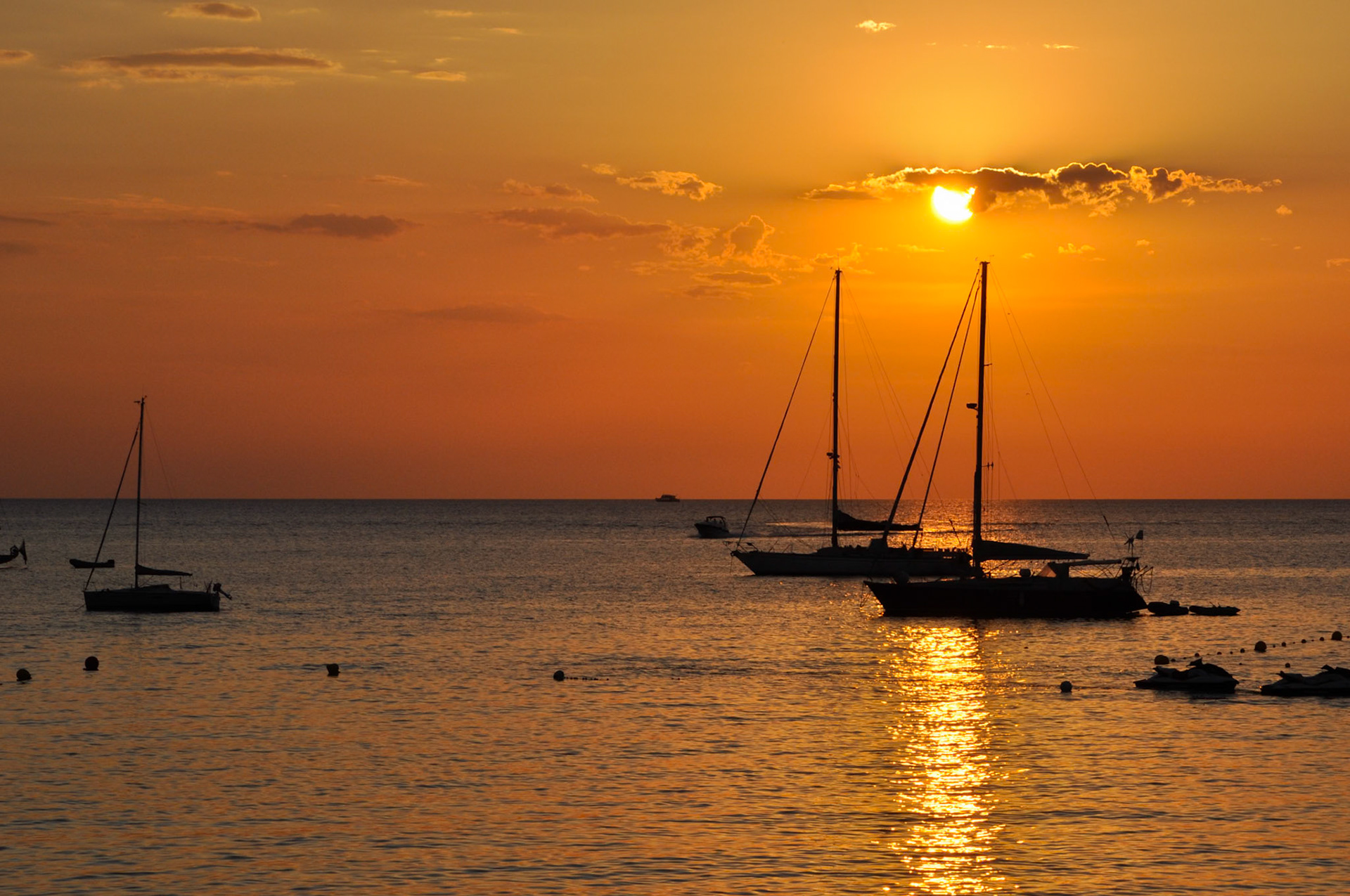 Atardecer en San Antonio. Ibiza