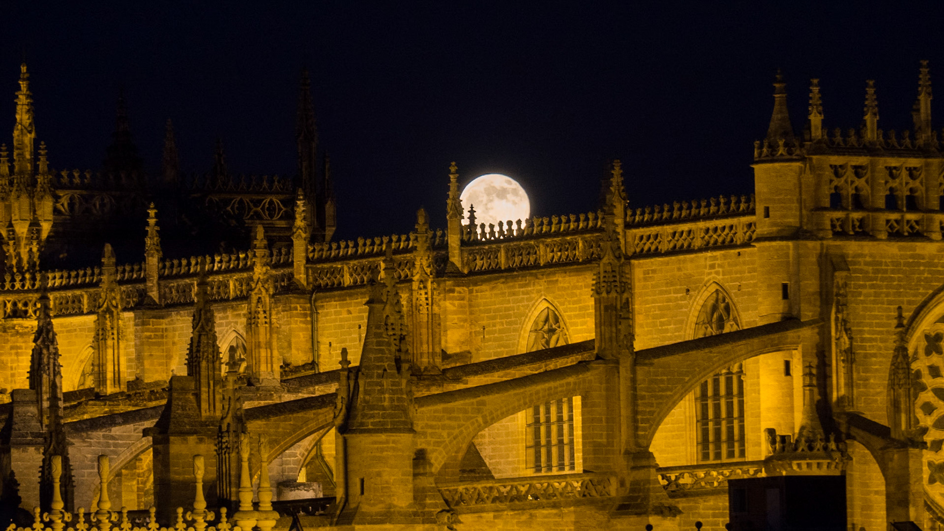 Catedral de Sevilla desde el Hotel Vinci