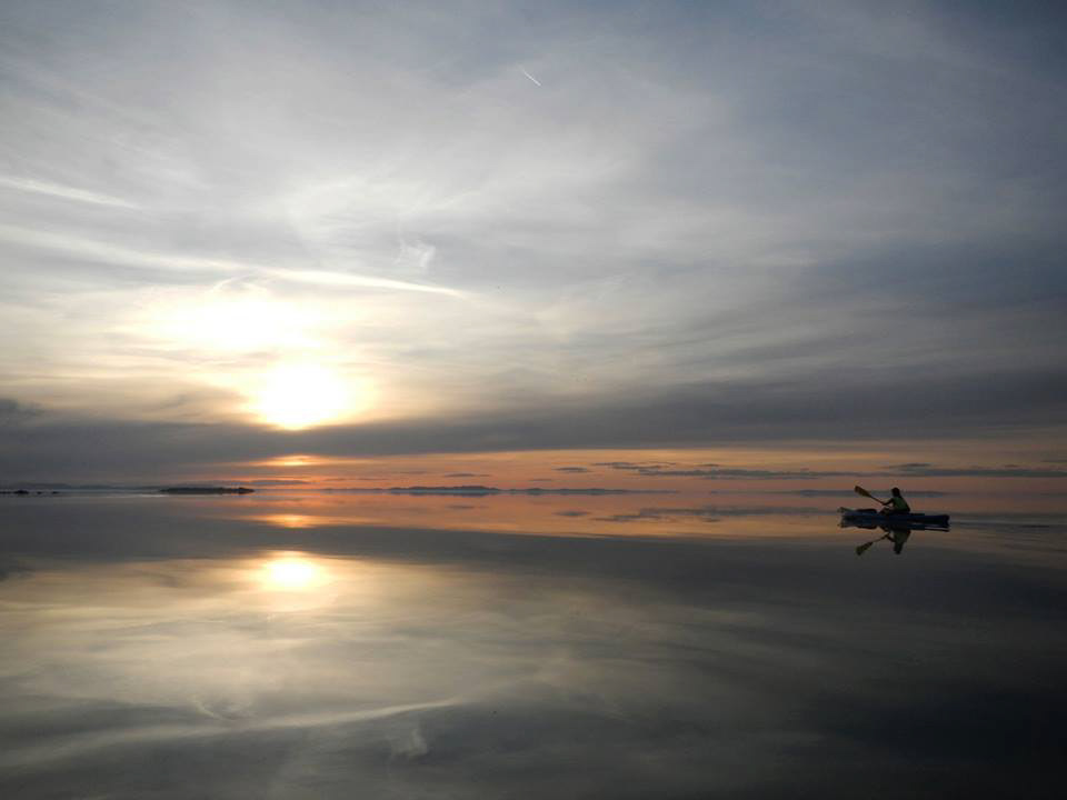 kayaking the sky at great salt lake