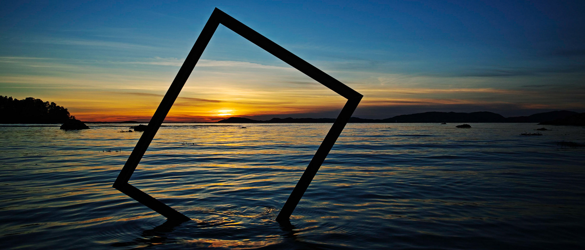 Locked 21:9 Series no V