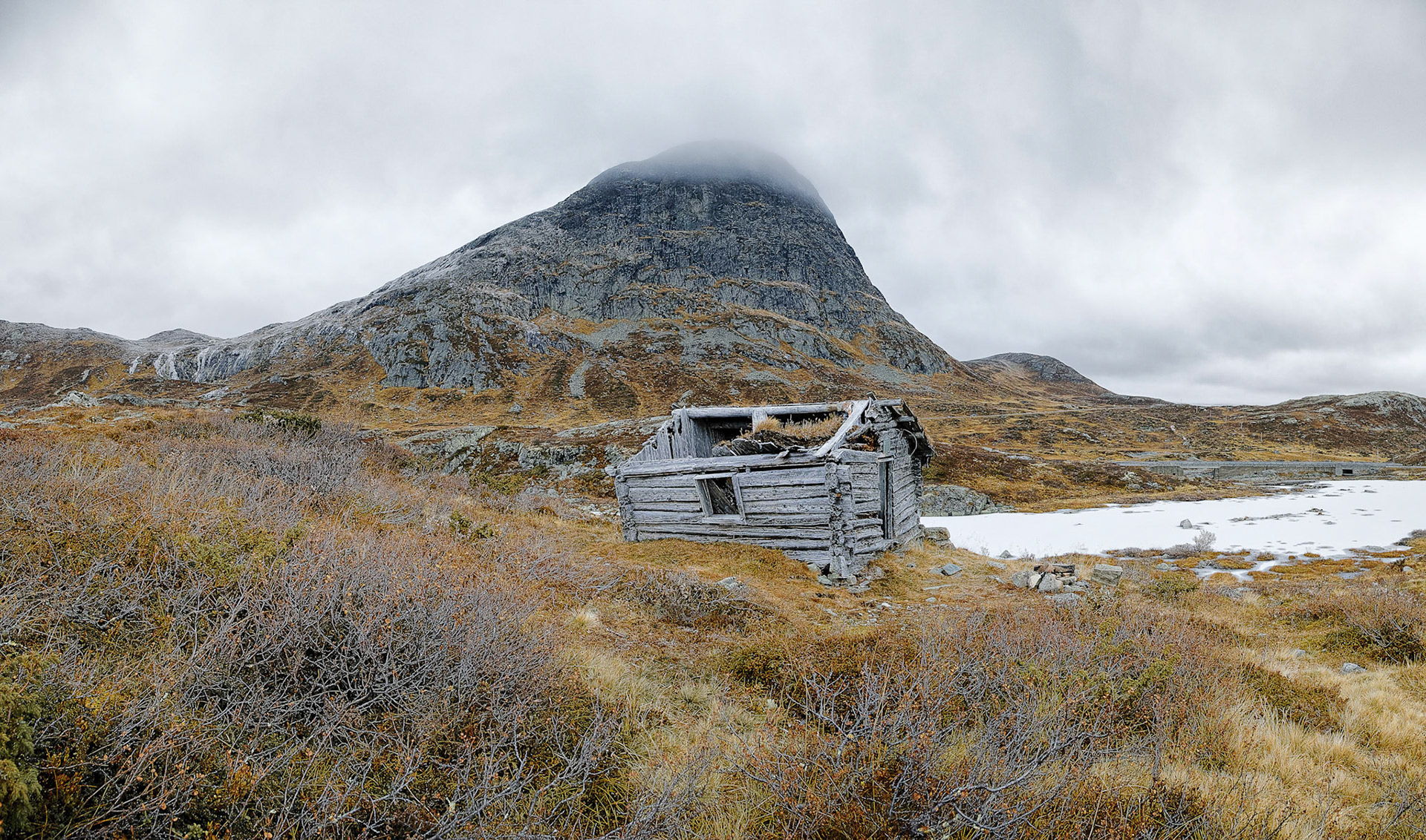 Seen better days- old cabin by Synshorn