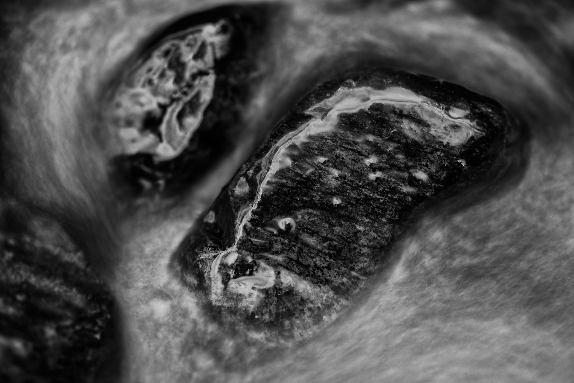 Steinen i Skåteelvo