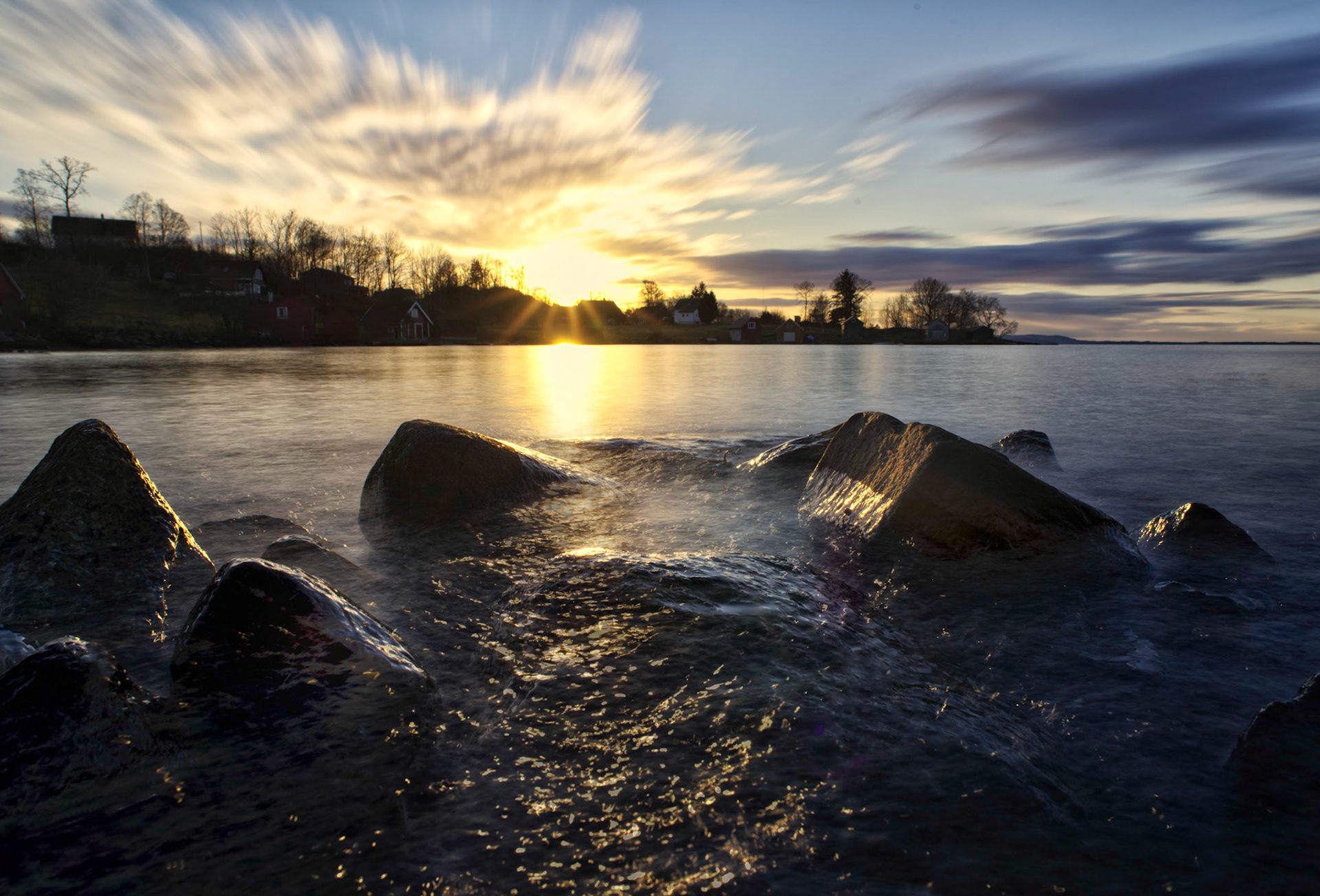 Refleksjoner i Skåtavika