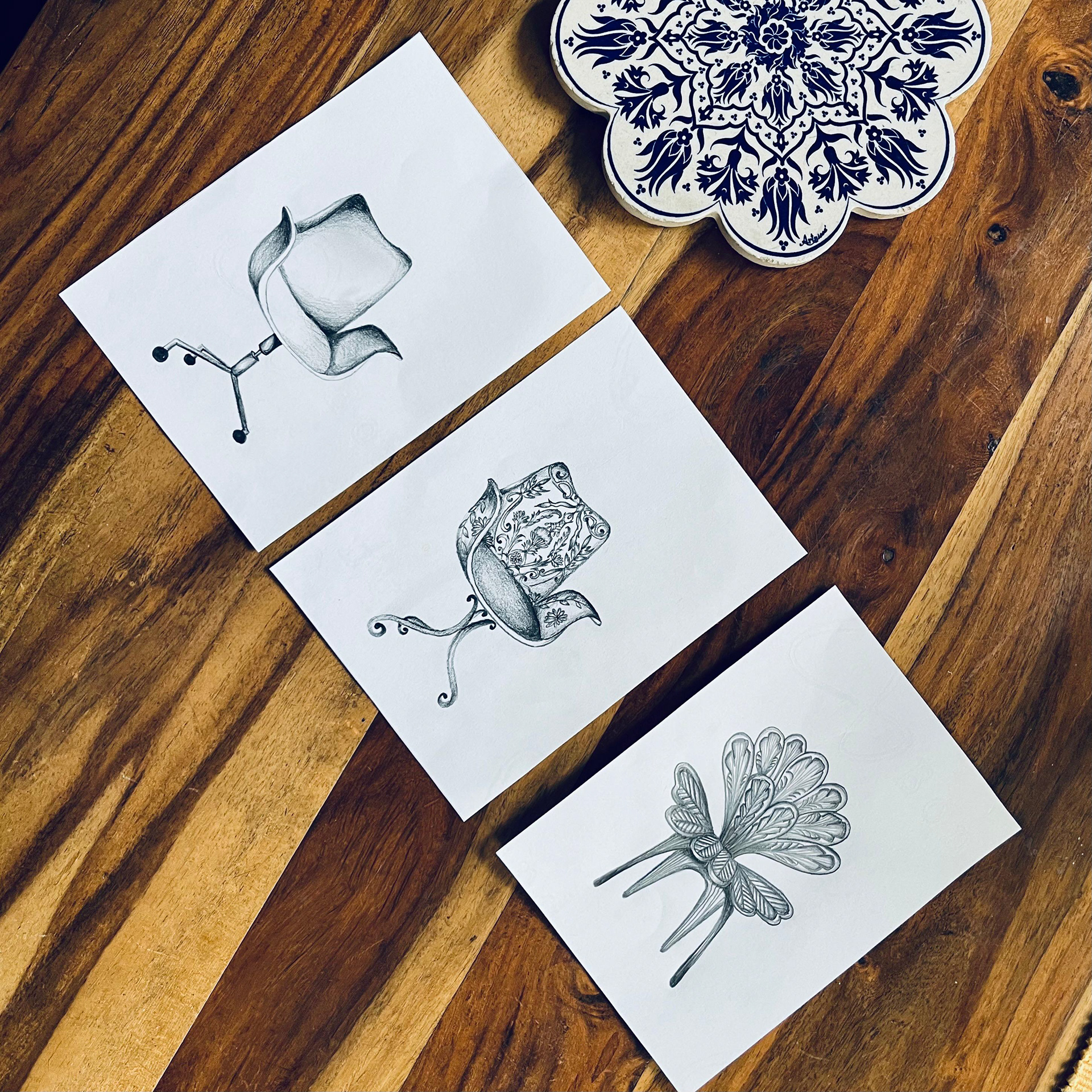 (7) Tulip-Inspired Chairs