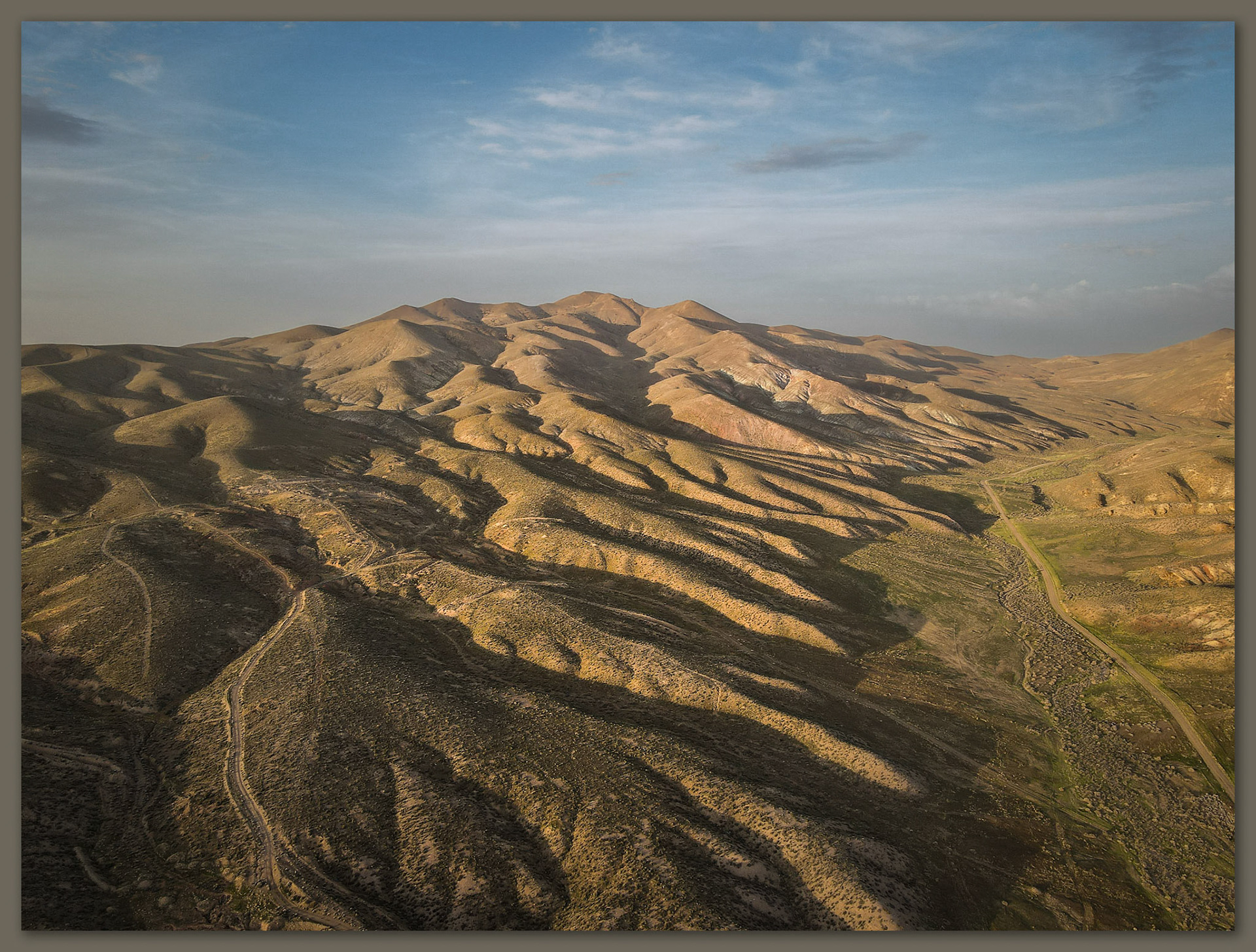 Rosebud slopes. Beveled pediments reach to inset alluvial fans of Rosebud Canyon, Black Rock Desert, NV, USA