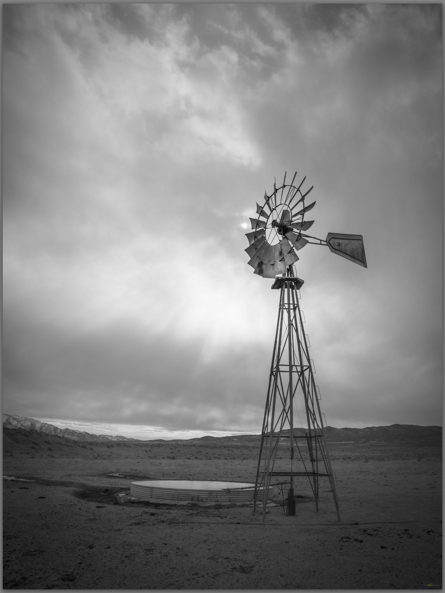 Windmill of Poker Brown Spring, Great Basin Desert, Nevada, USA