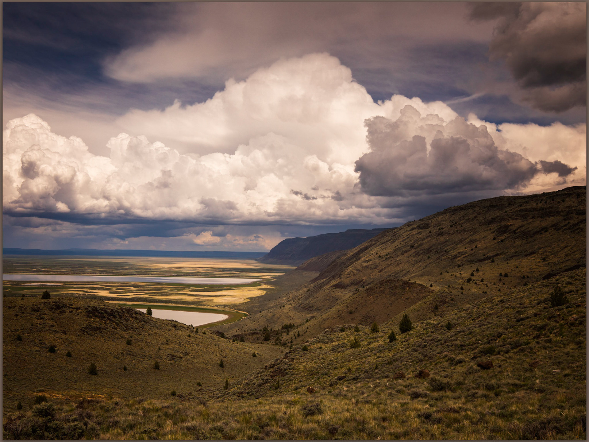 Storms building over Poker Jim Ridge, Warner Valley, Great Basin Desert, OR, USA