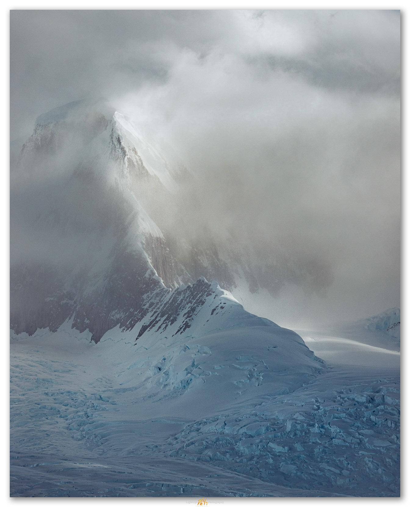 Ridge of unknown. A gift of clouds and light in Neko Harbor, Antartic Peninsula
