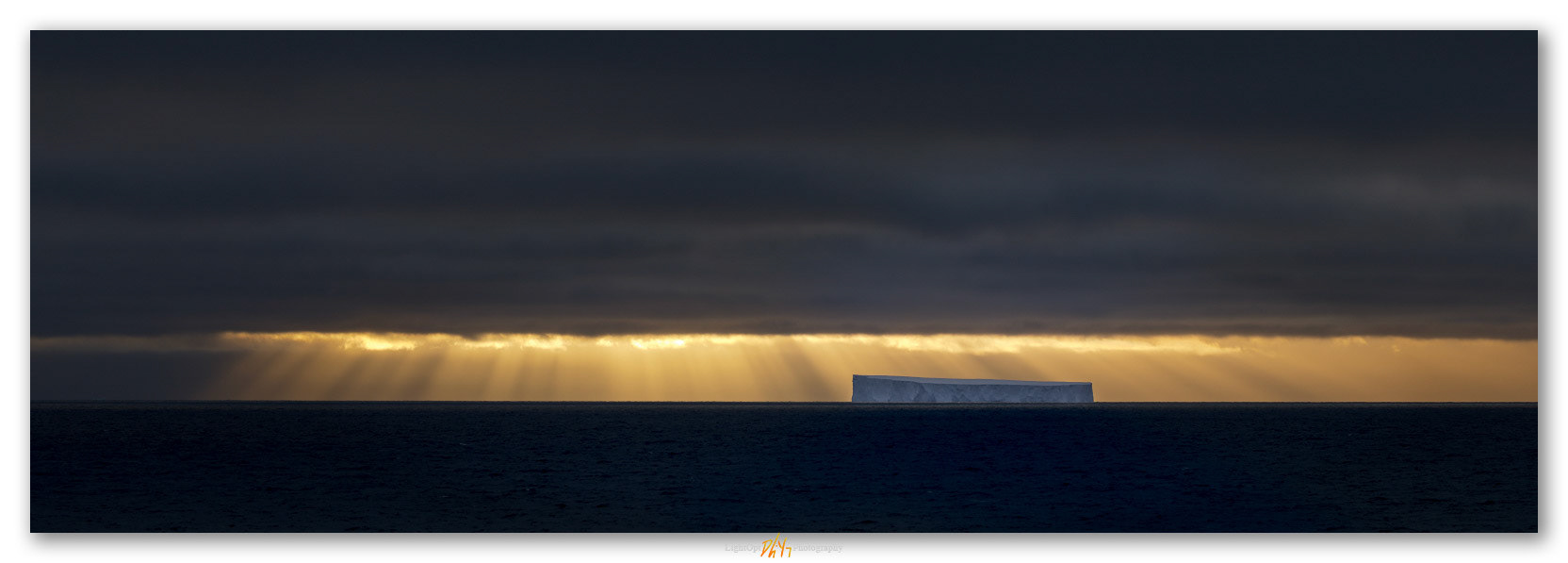 Tipping points. Ice sheet fragments  on the continent margin, Antarctic Peninsula, Antarctica
