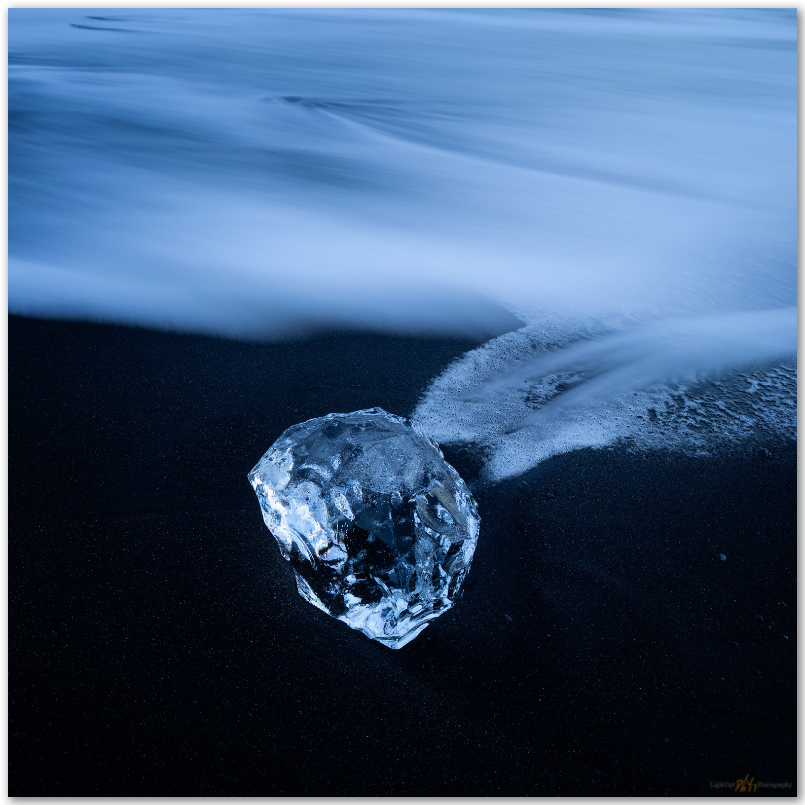 Diamond delivered. I am reminded of Racetrack Playa halfway around the world at Black Beach, Iceland.