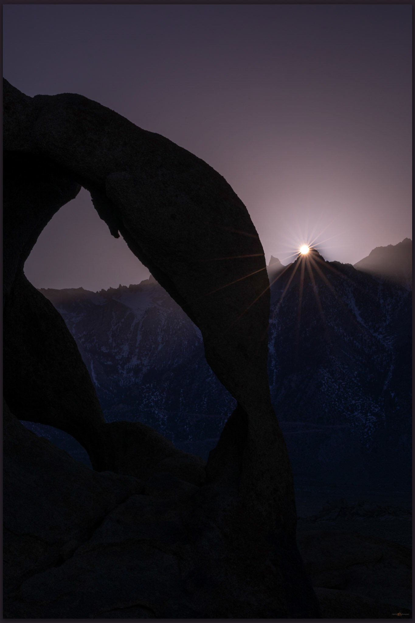 Cyclops rays. Last light at Alabama Hills, Eastern Sierra, CA, USA