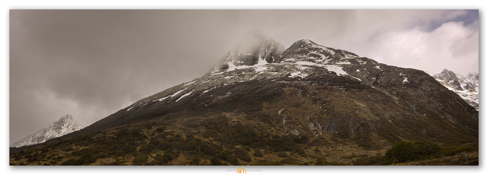 Misty Mountain. Senda Esmeralda, Argentina.