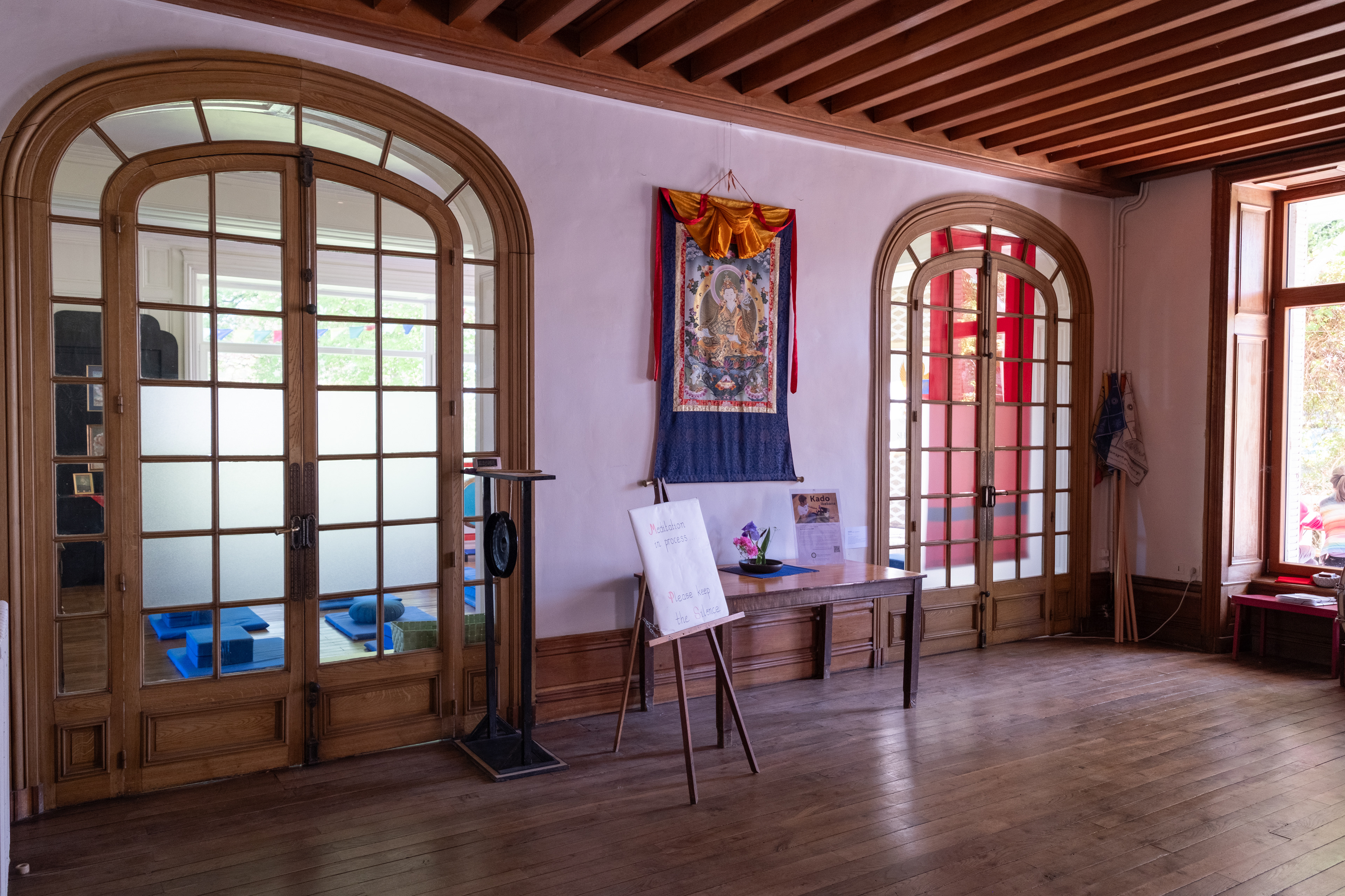 MADAME FIGARO - Dechen Choling