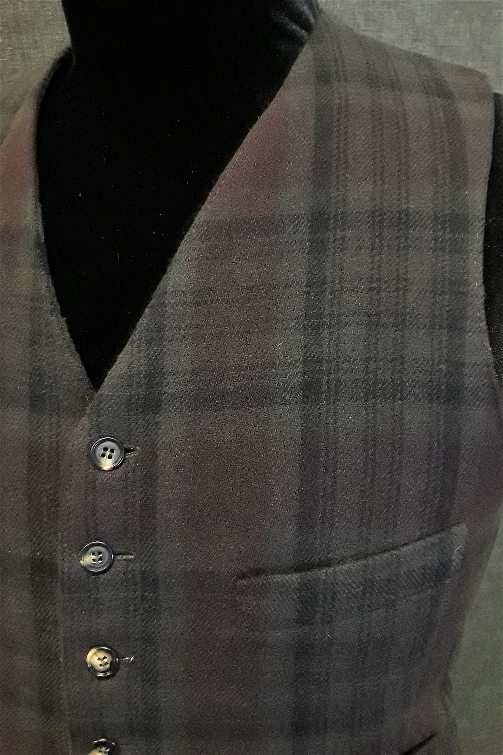 finished vest detail