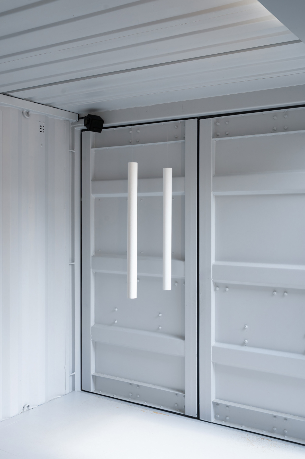 Exhibition view: Hybrid Box by Pylon Lab, Dresden Hellerau © Thomas Schmelzer