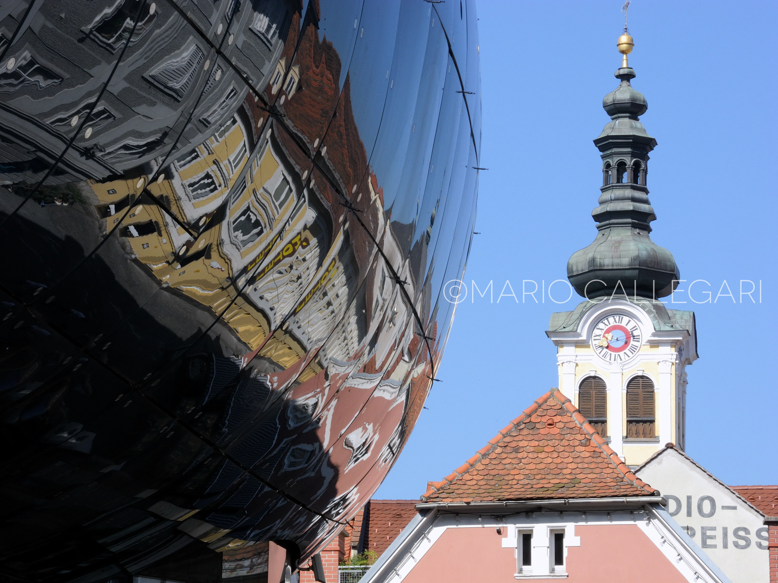 Kunsthaus Graz - Arch. Peter Cook, Colin Fournier