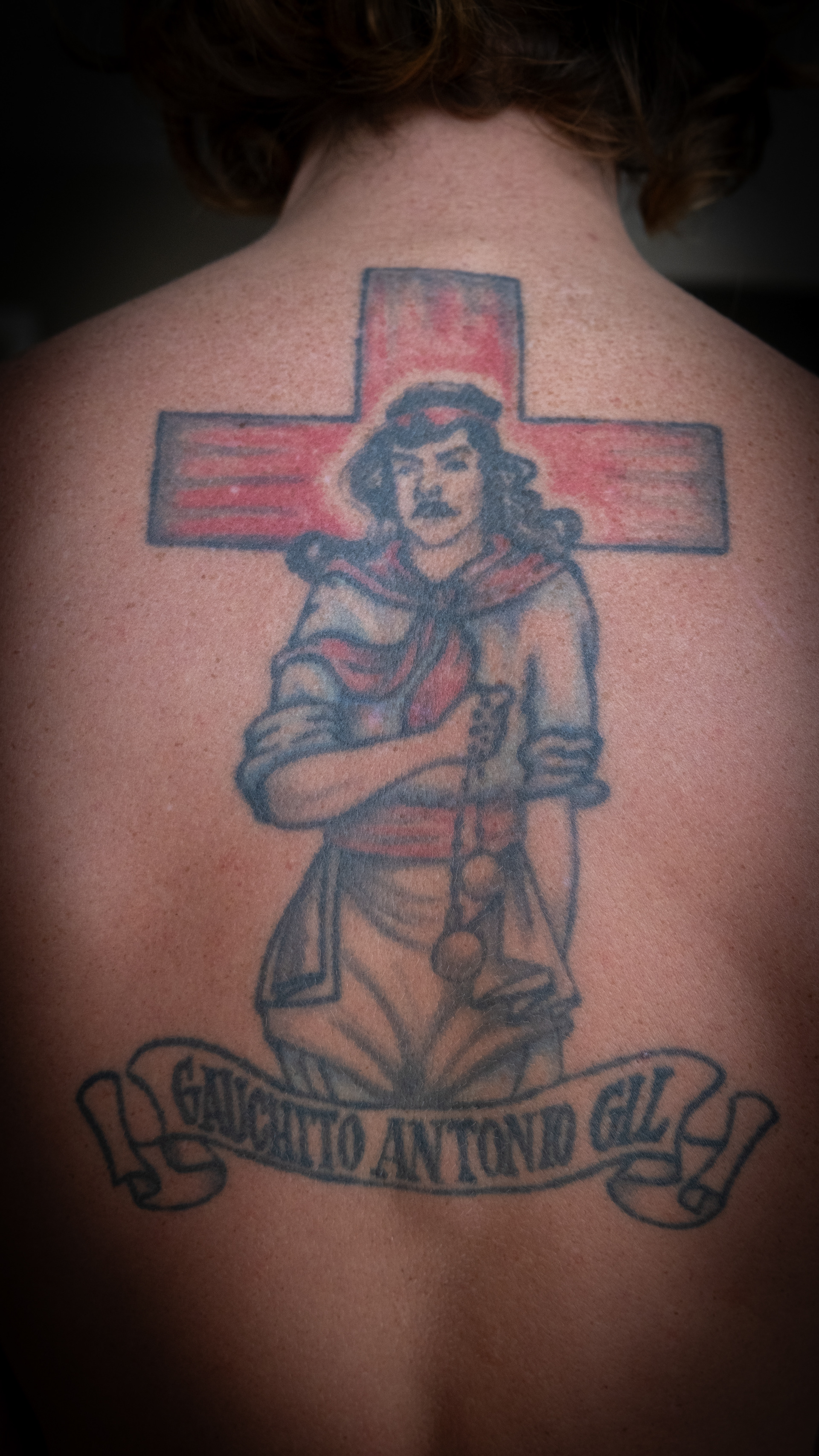 Tatouage de Gauchito Antonio Gil : protecteur des voyageurs