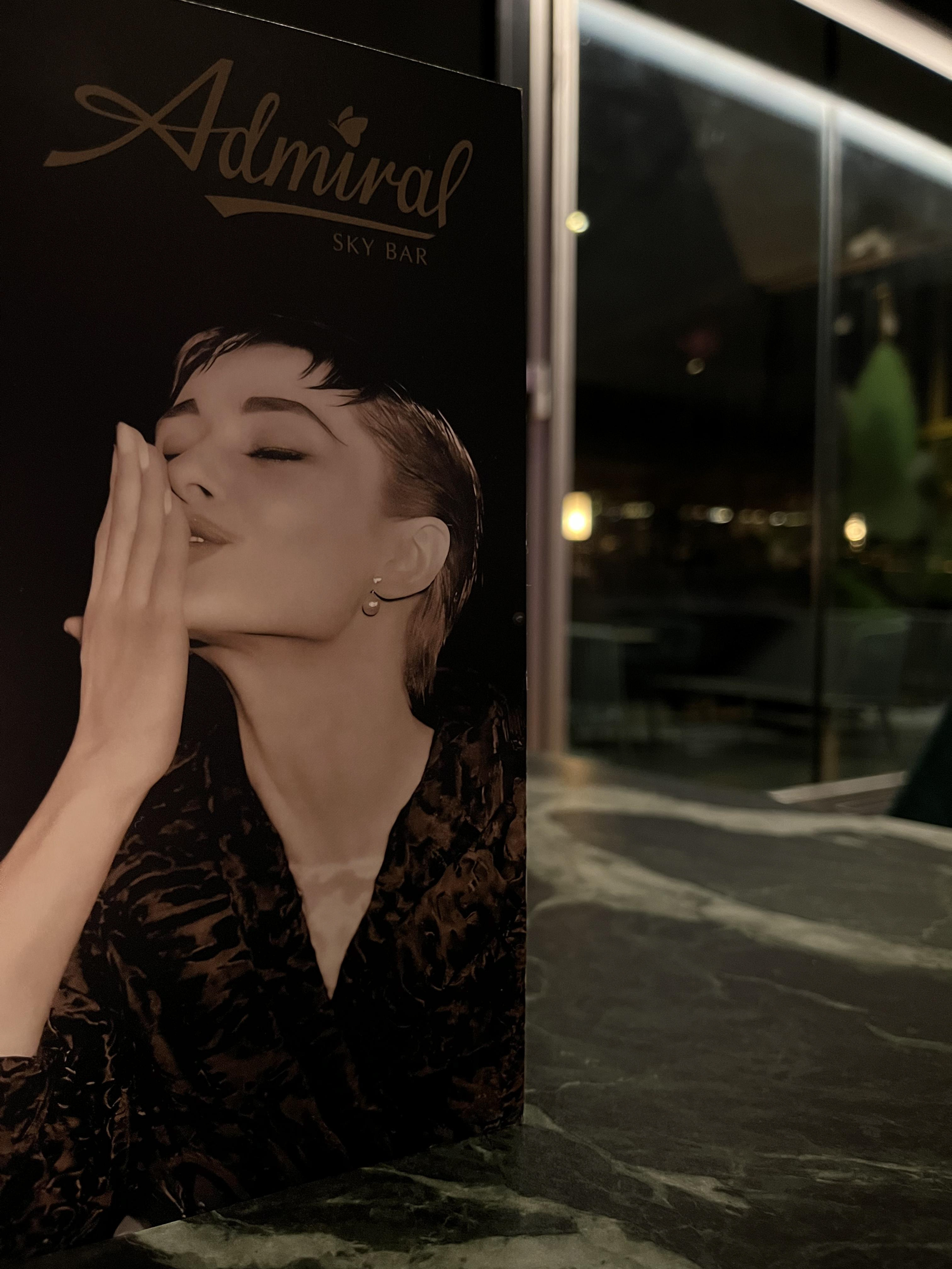 Visiting Audrey (by Sibylle Paraquin)