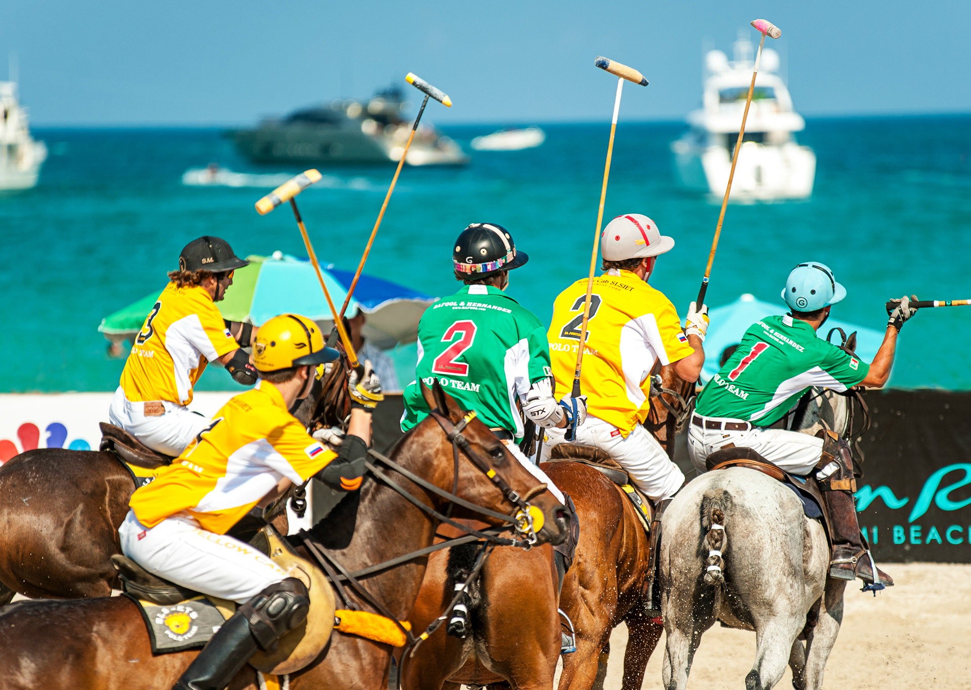 Image of polo players at Miami Beach Polo World Cuo taken by Monika Zdziebkowska