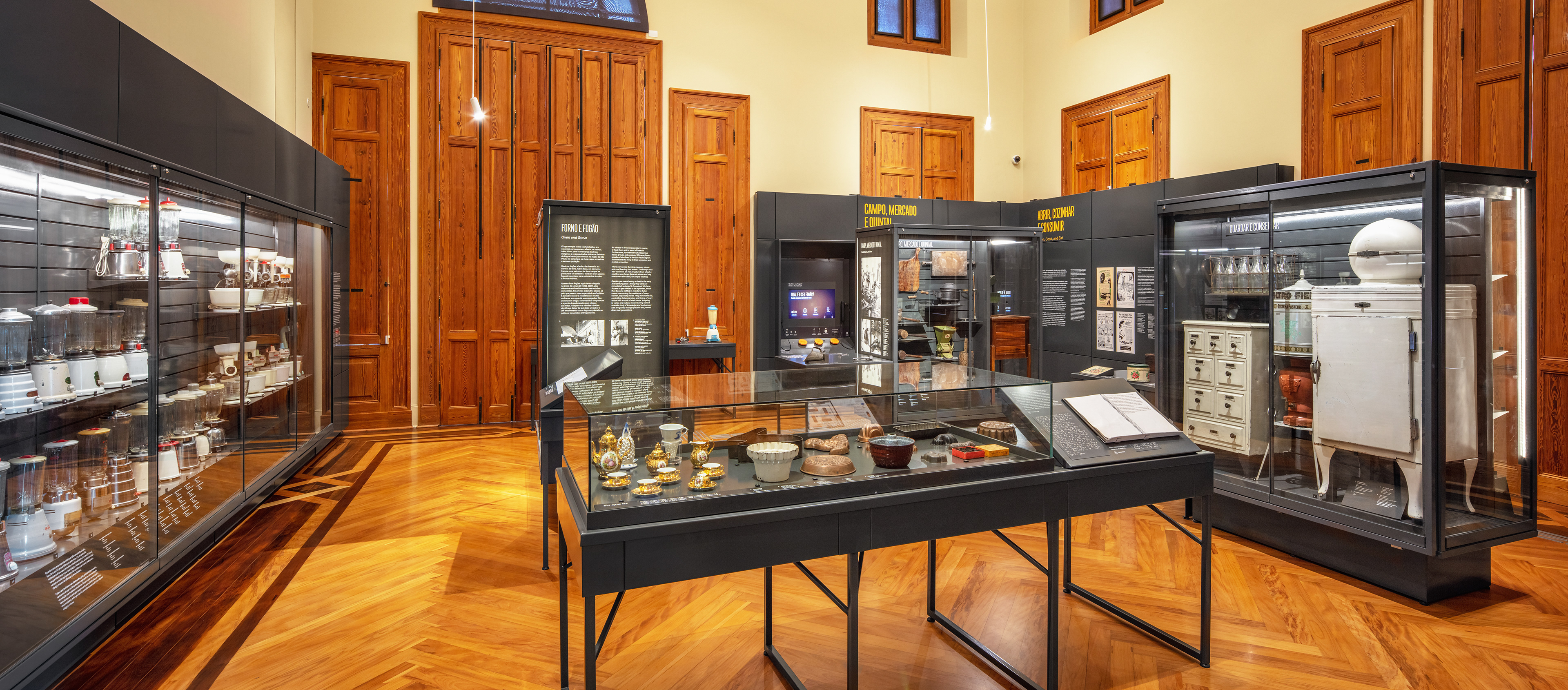 Exposição 5: Casas e Coisas